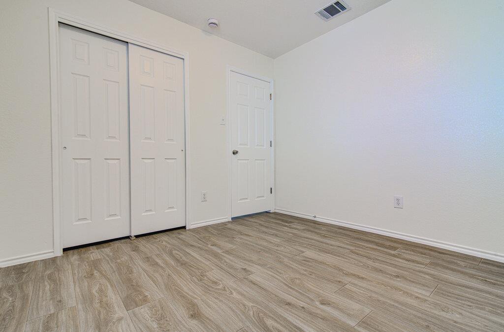 205 Mood Lake Dr, Kyle, TX 78640