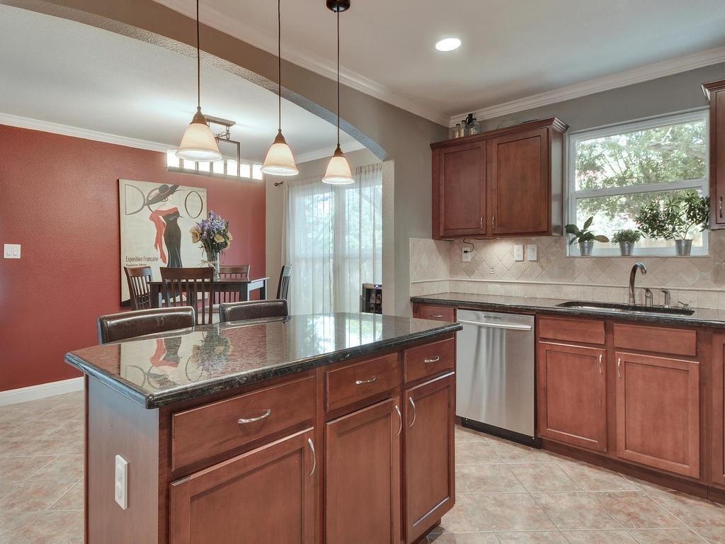 610 W North Loop Blvd, Austin, TX 78751