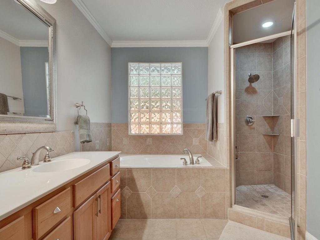 610 W North Loop Blvd, Austin, TX 78751