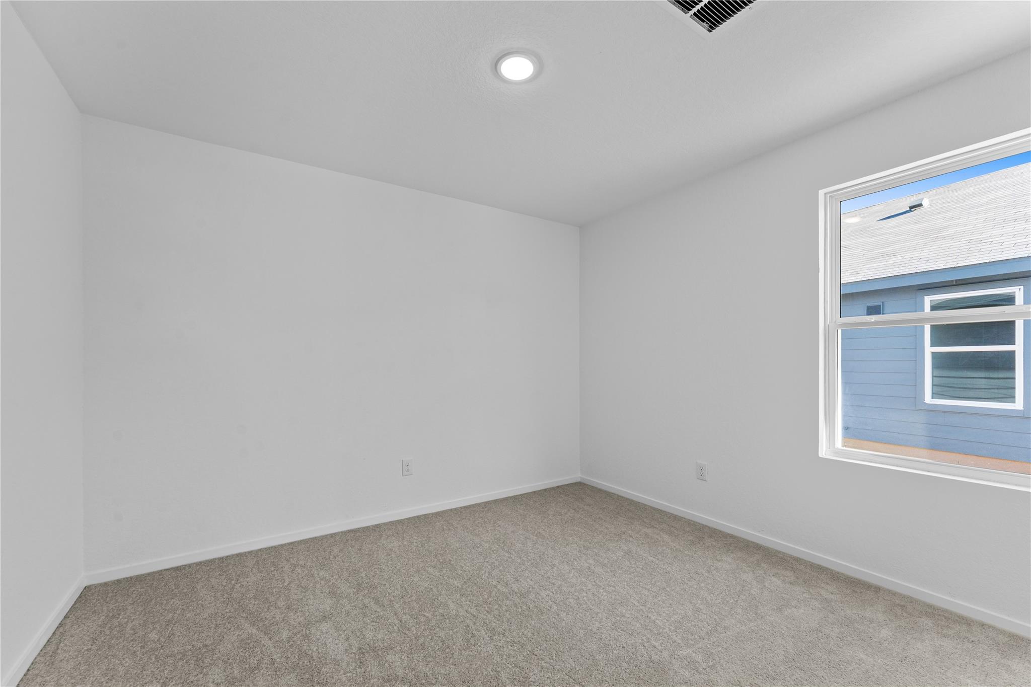 110 Ellendale Pl, Fredericksburg, TX 78624