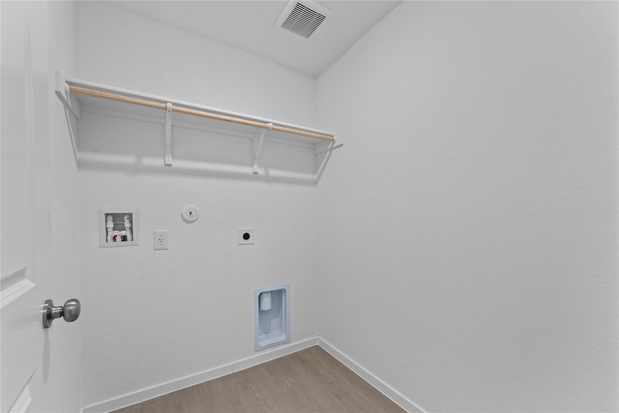 110 Ellendale Pl, Fredericksburg, TX 78624