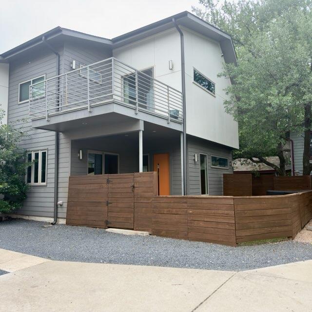 502 W 51st St # D, Austin, TX 78751