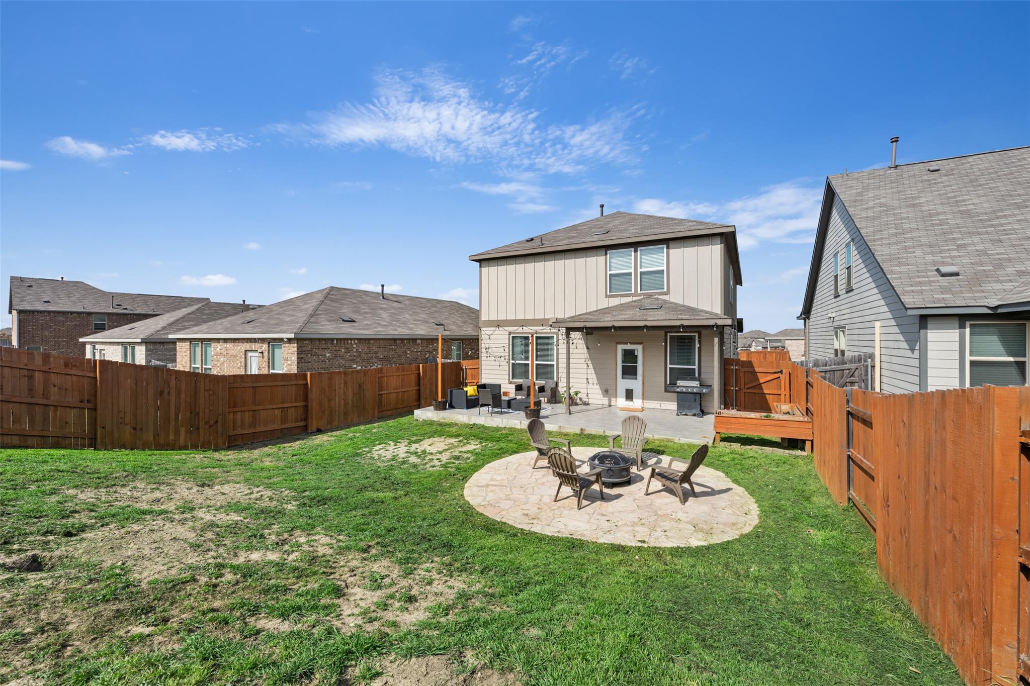 328 Thornless Cir, Buda, TX 78610