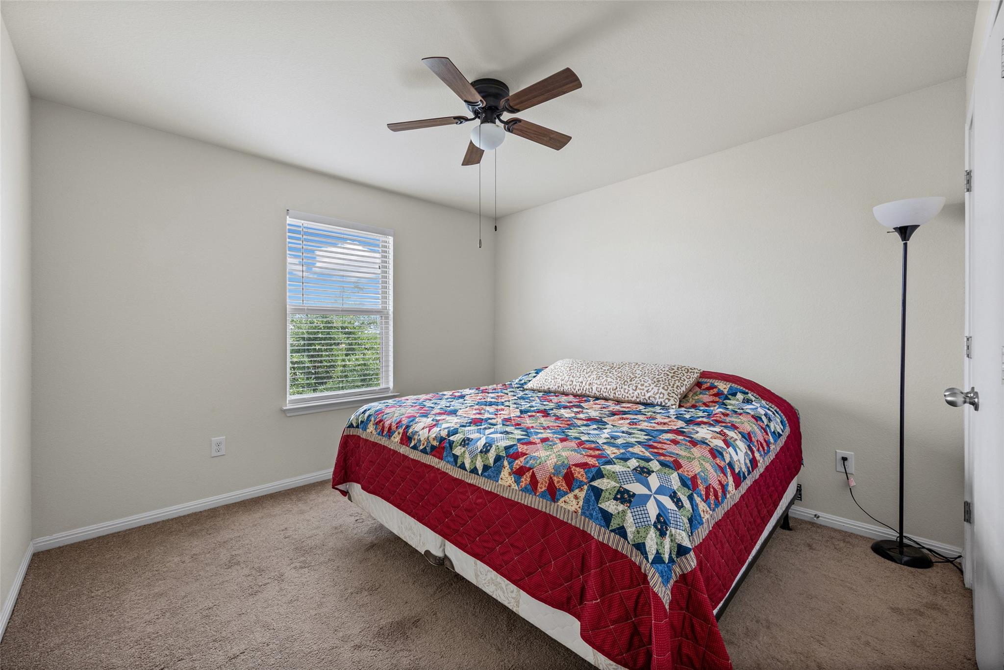 250 Twisted Oaks Ln, Buda, TX 78610
