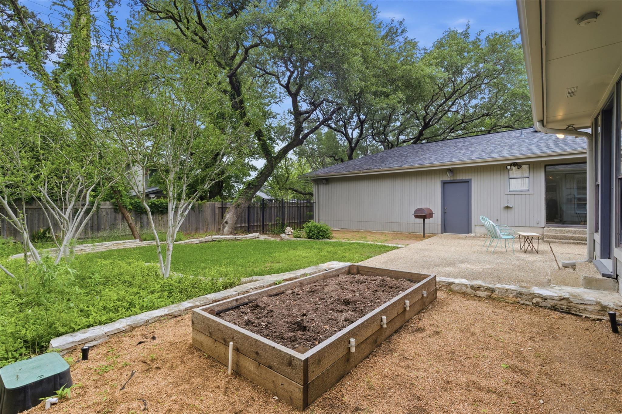 6207 Shadow Mountain Dr, Austin, TX 78731