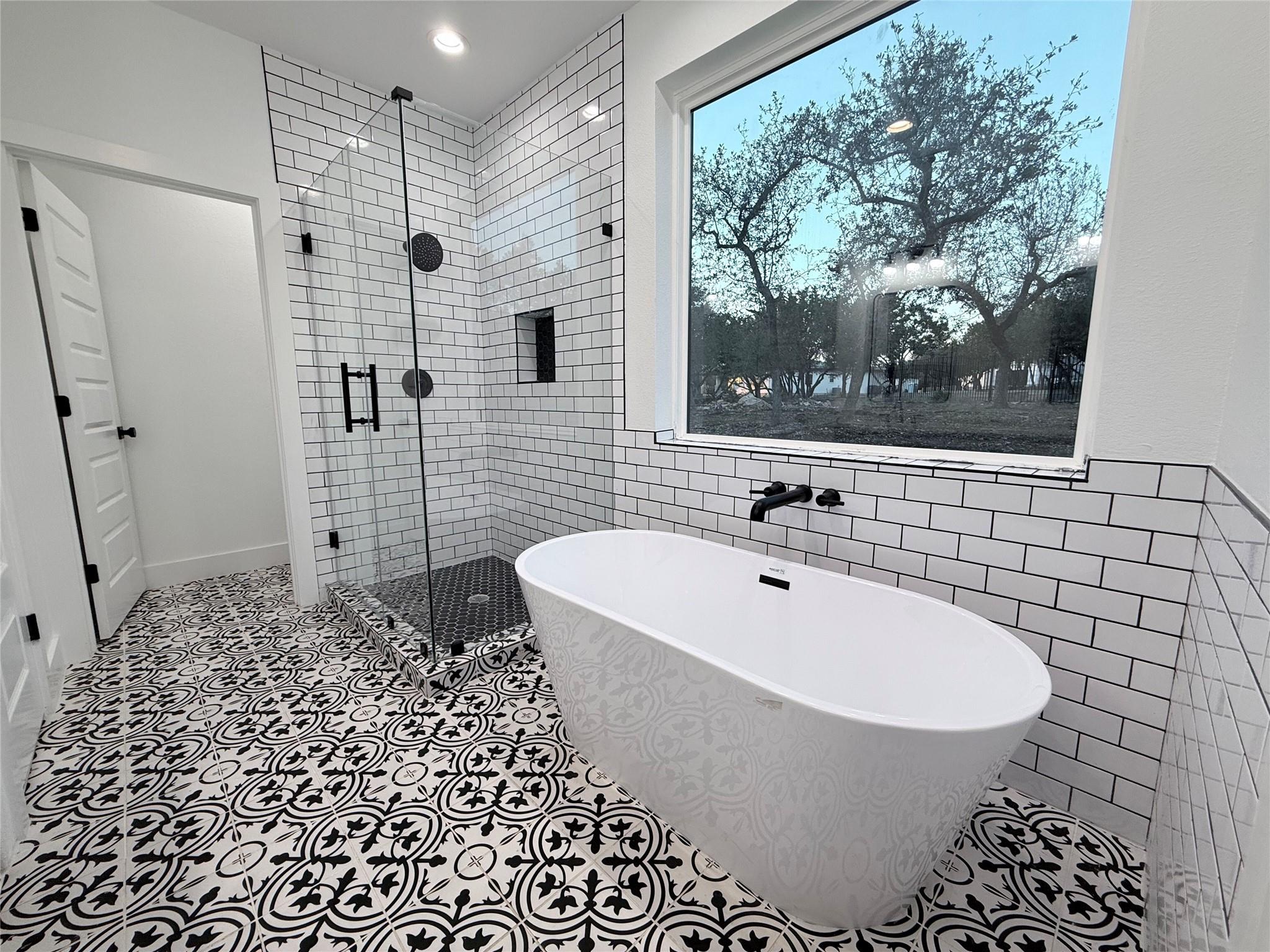 21000 Nantucket Cv, Leander, TX 78645