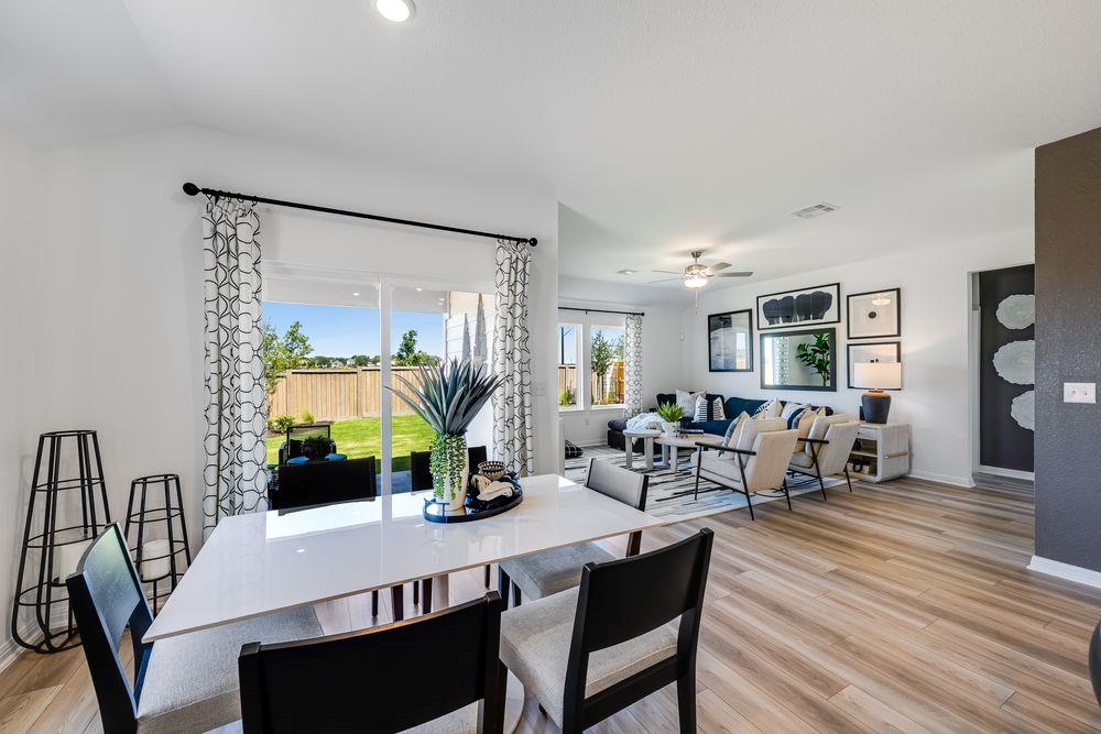 218 Betsy Rd, Hutto, TX 78634