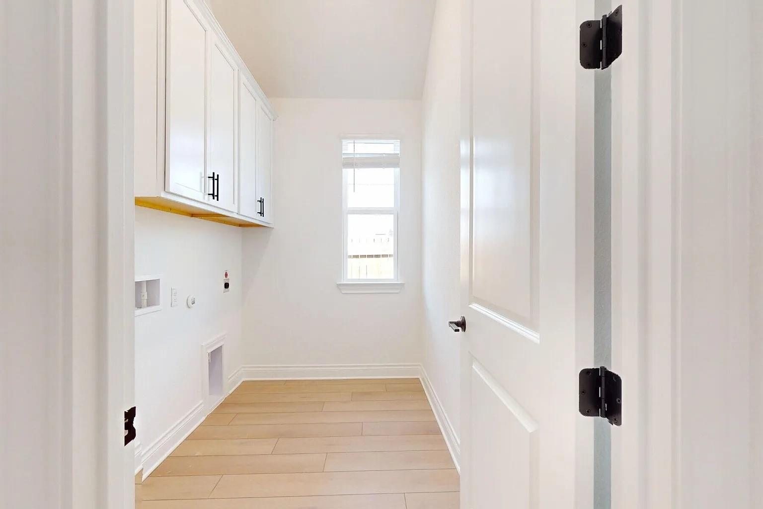 1208 White Daisy Ln, Georgetown, TX 78628