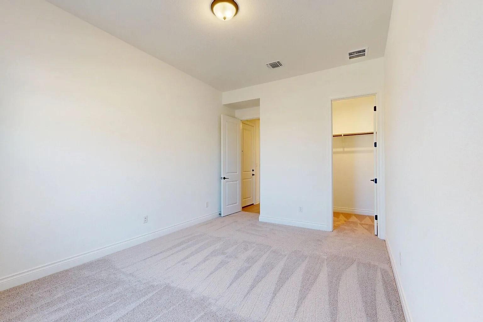 1208 White Daisy Ln, Georgetown, TX 78628