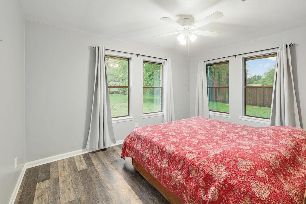 986 Shiloh Rd, Bastrop, TX 78602