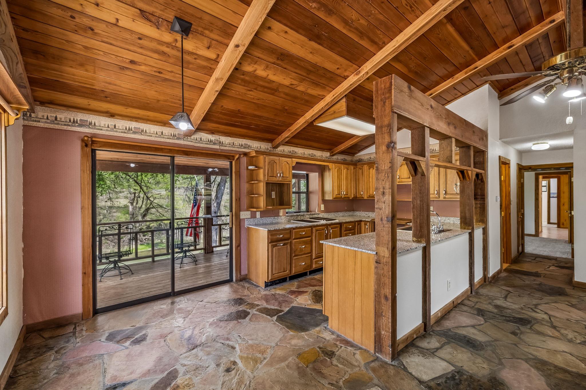 2630 Ponderosa Dr, New Braunfels, TX 78132