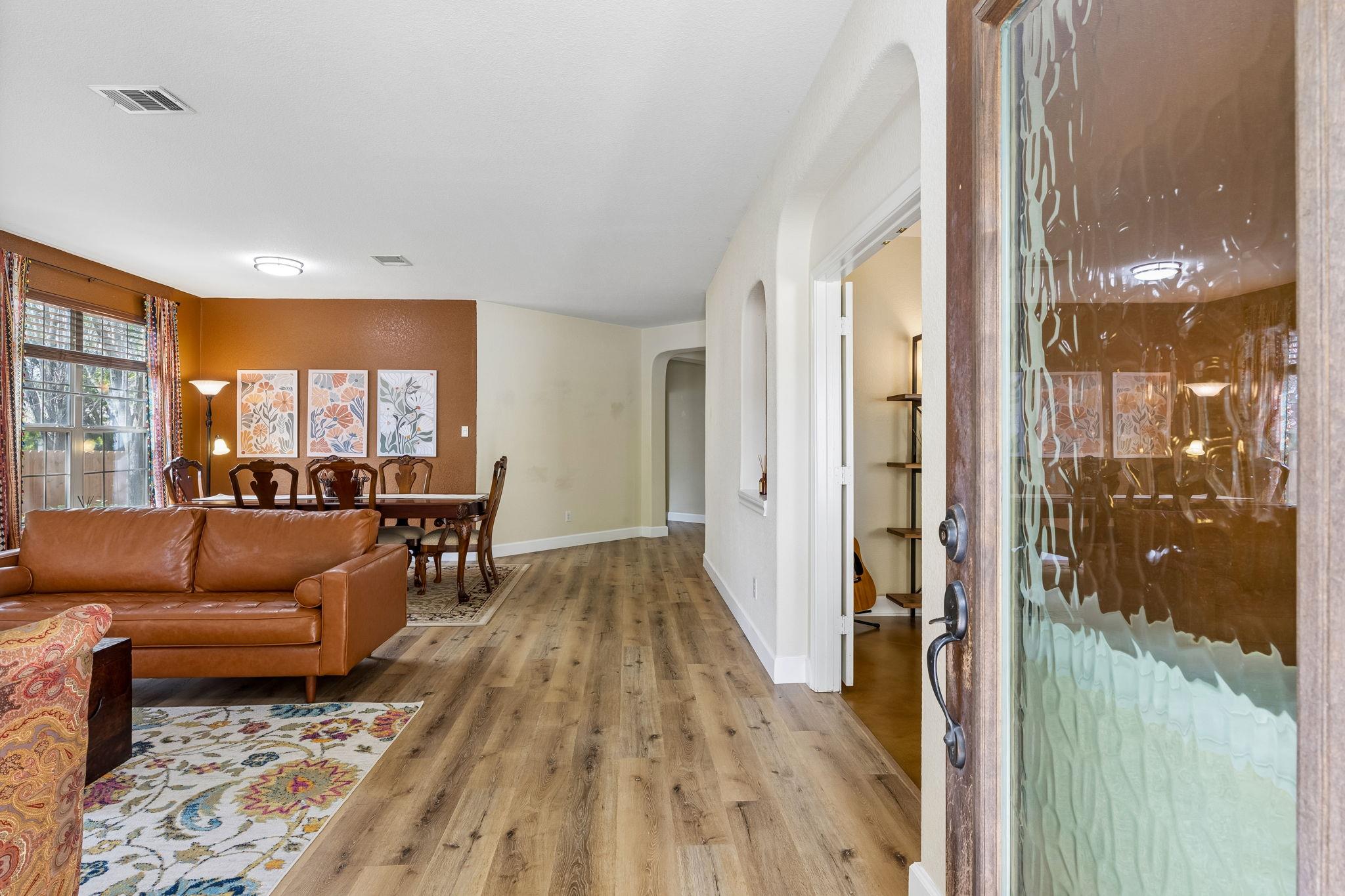 309 Island Oak Dr, Austin, TX 78748