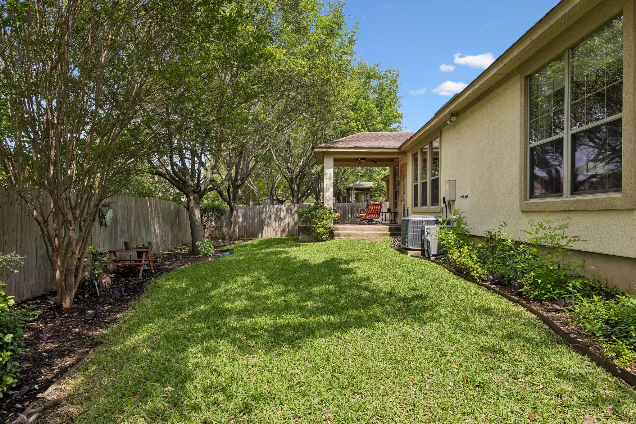 309 Island Oak Dr, Austin, TX 78748