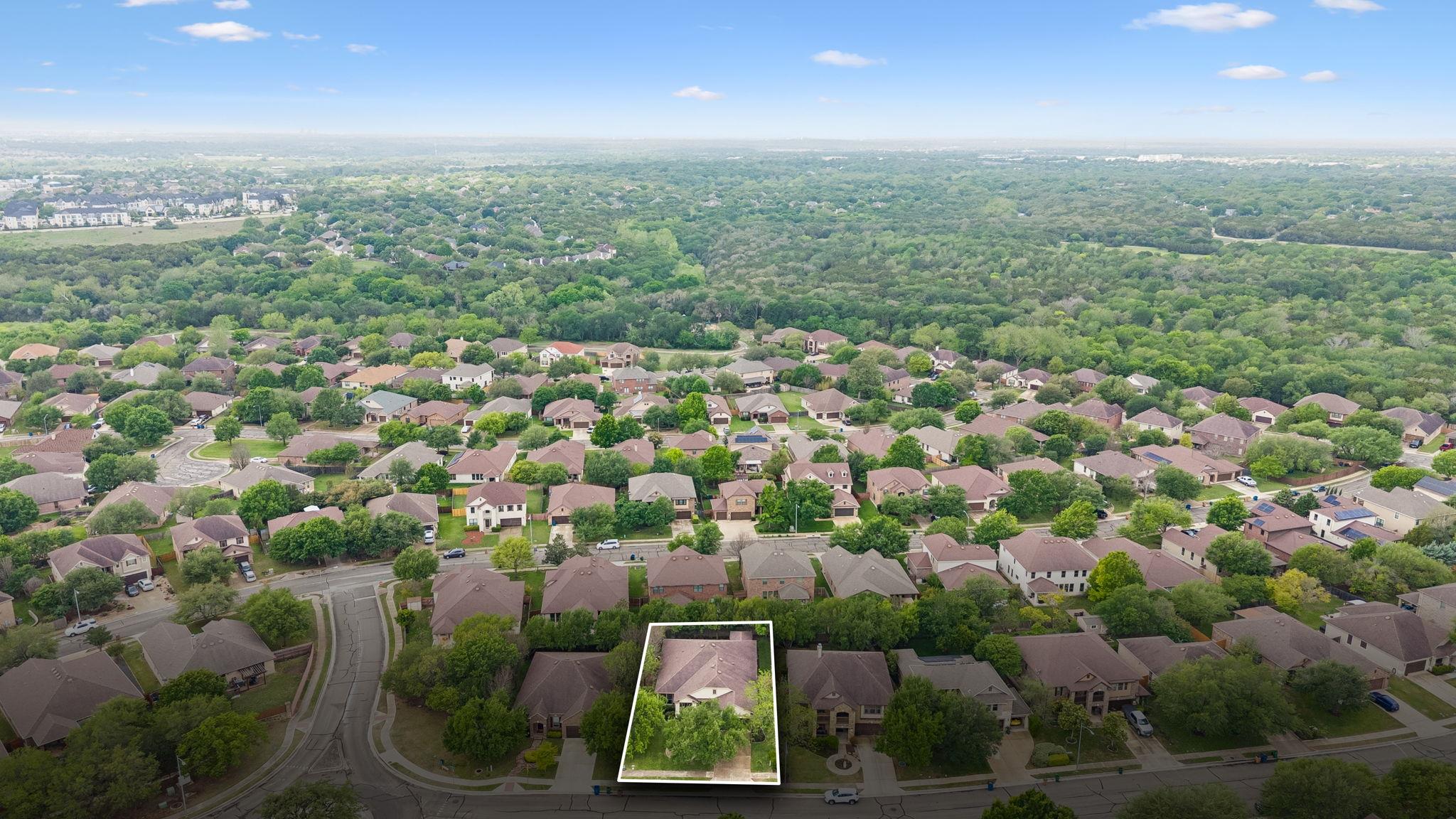 309 Island Oak Dr, Austin, TX 78748