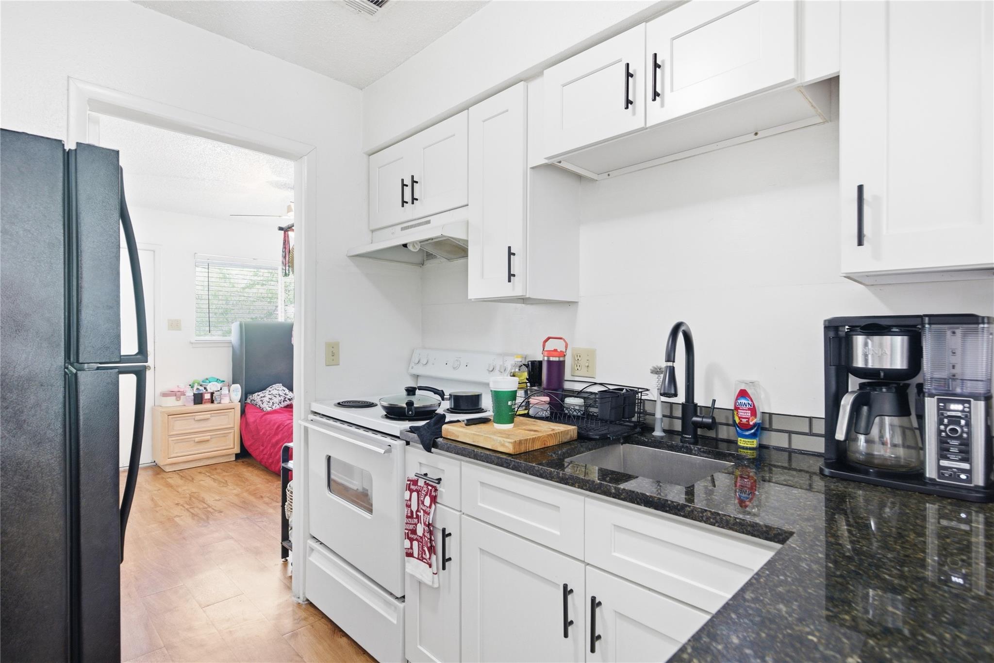 2801 Hemphill Park # A201, Austin, TX 78705