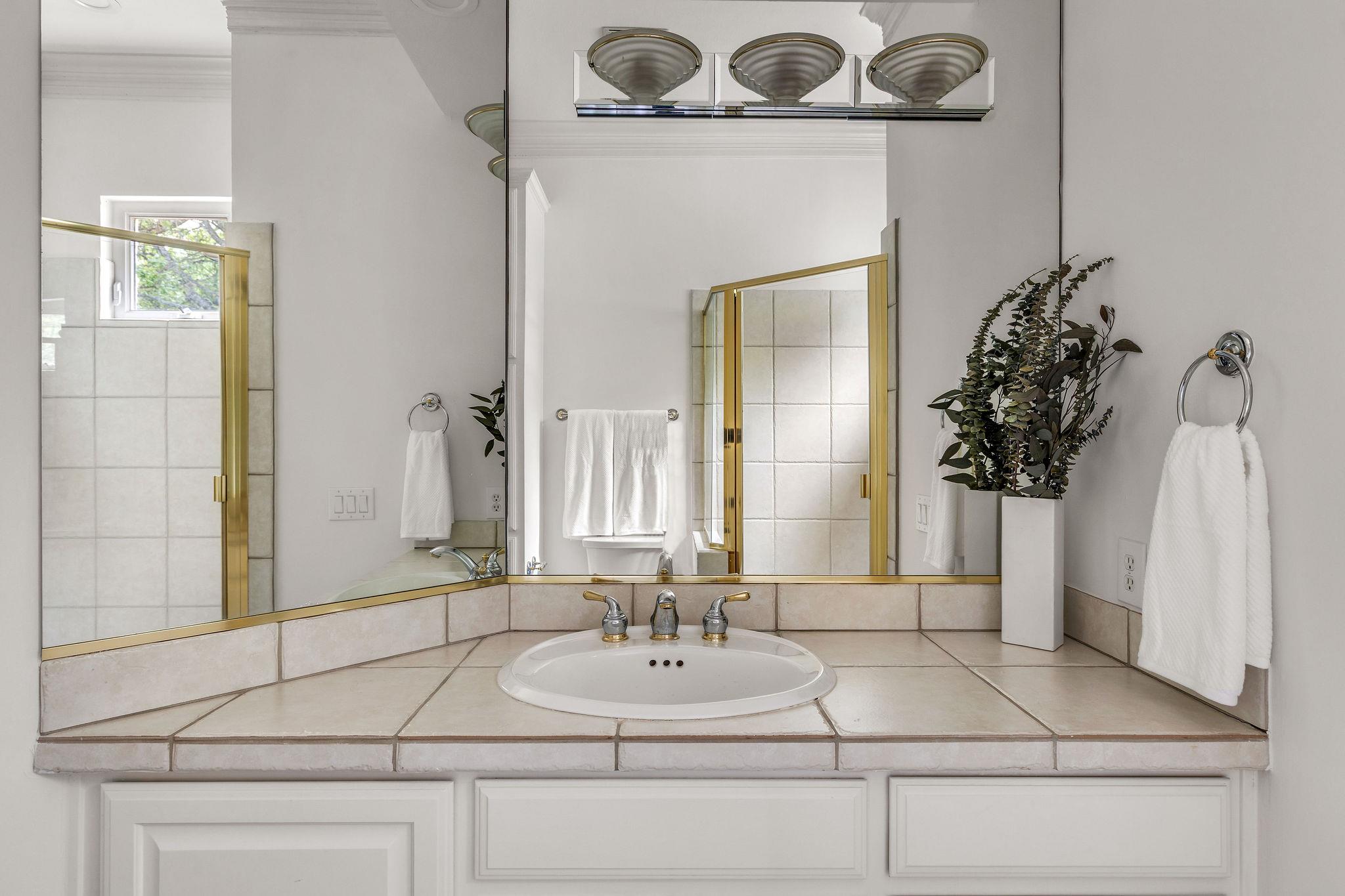 2305 Barton Creek Blvd # 25, Austin, TX 78735