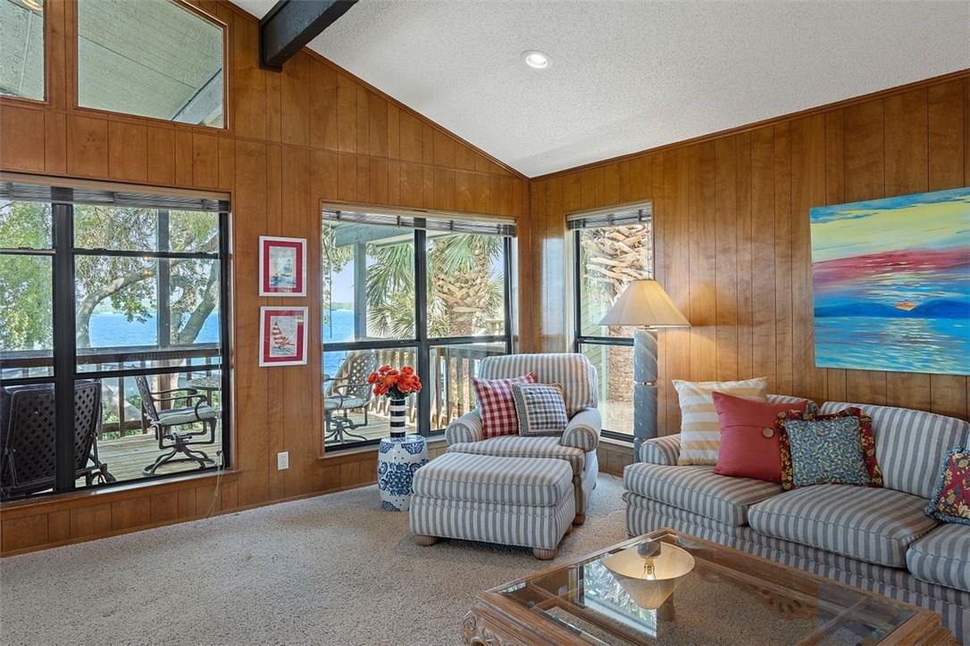 132 Web Isle Dr, Marble Falls, TX 78654