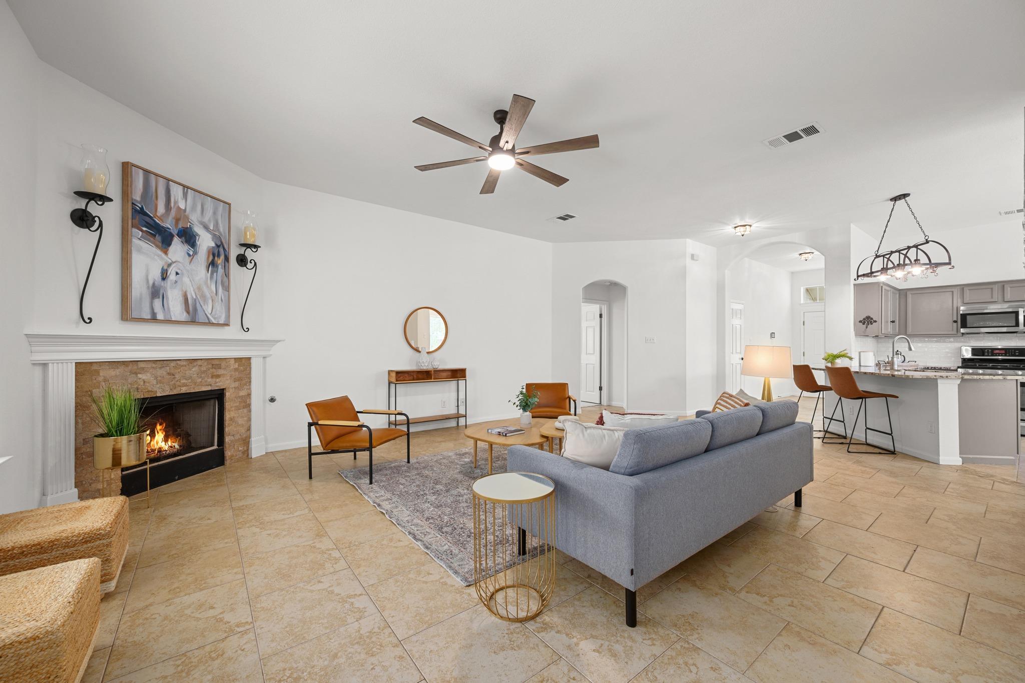 1001 Mapleridge Cir, Leander, TX 78641