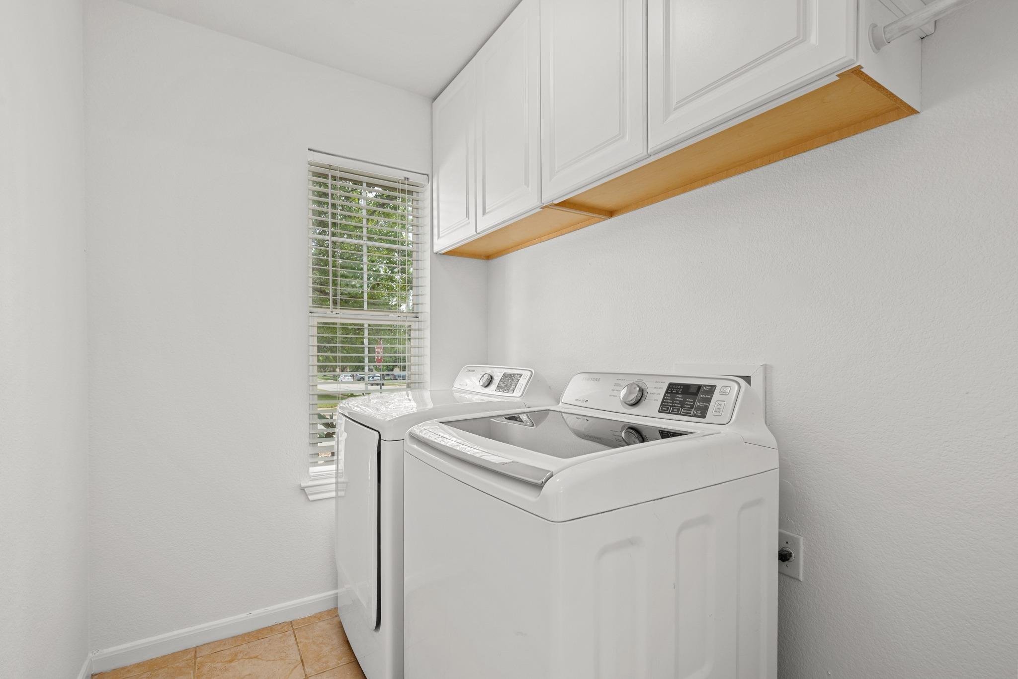 1001 Mapleridge Cir, Leander, TX 78641