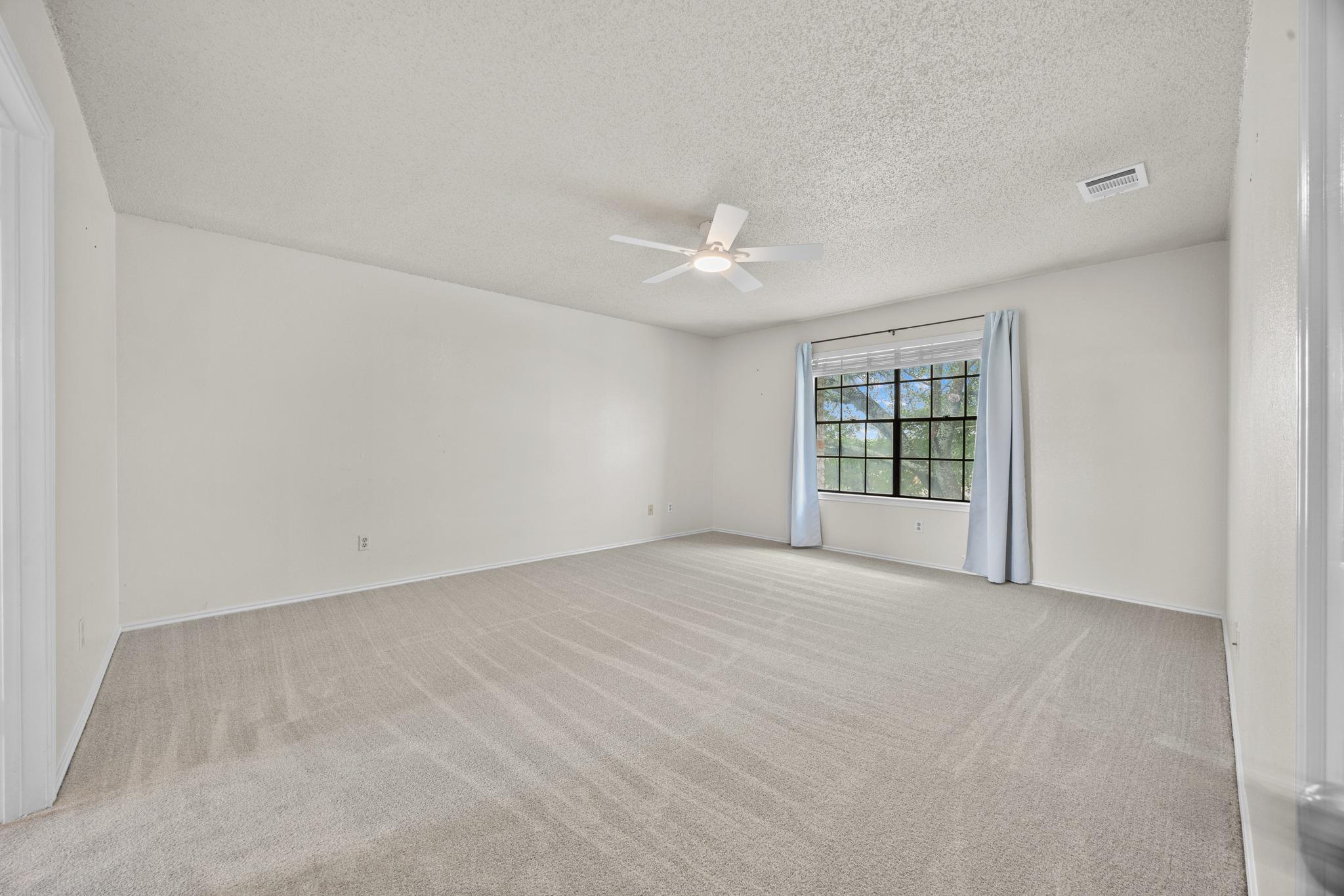 1000 W Noton St, Pflugerville, TX 78660