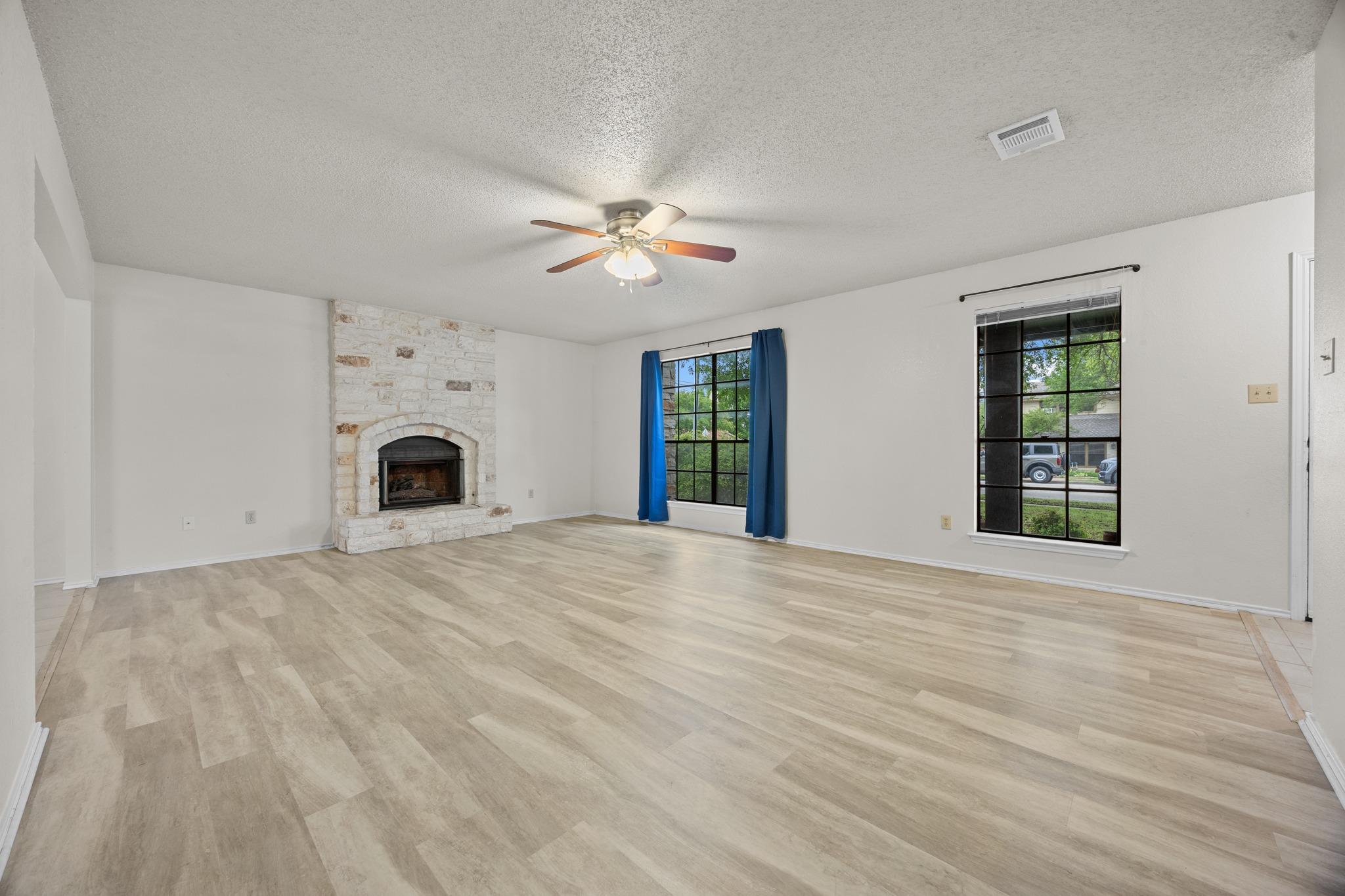 1000 W Noton St, Pflugerville, TX 78660