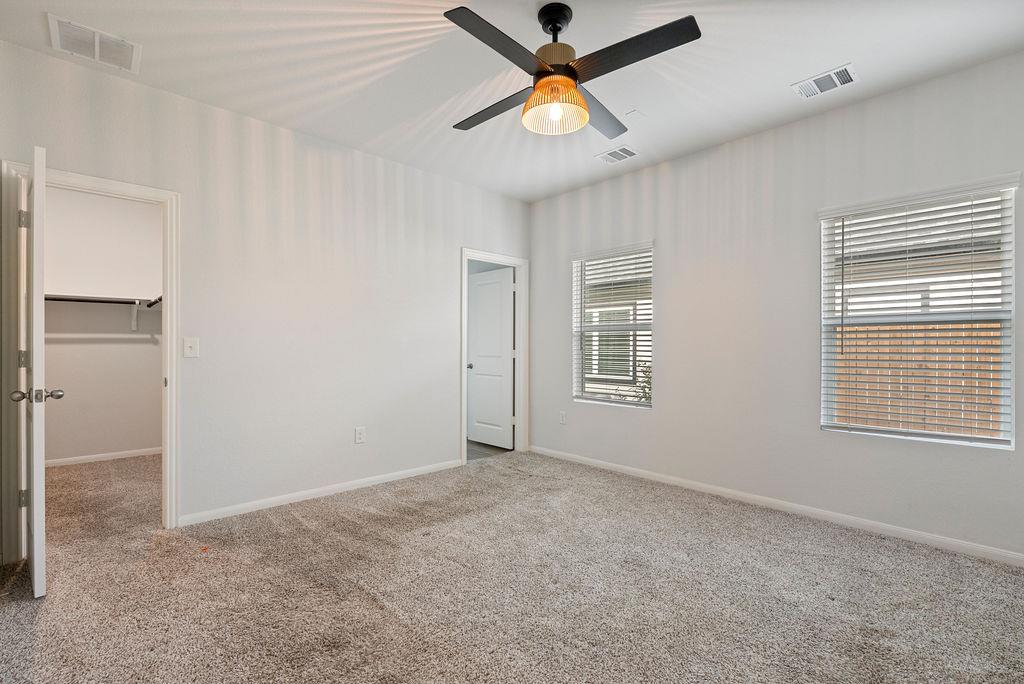 302 Timber Brook Dr, Hutto, TX 78634