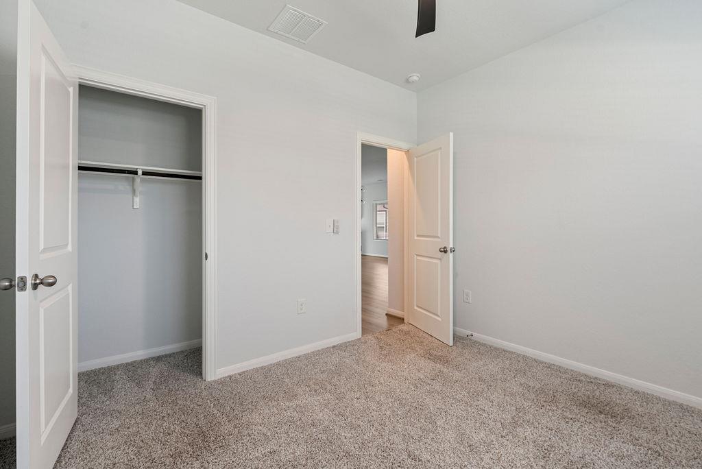 302 Timber Brook Dr, Hutto, TX 78634