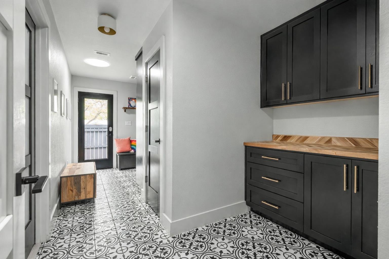 123 Havana St, Austin, TX 78704