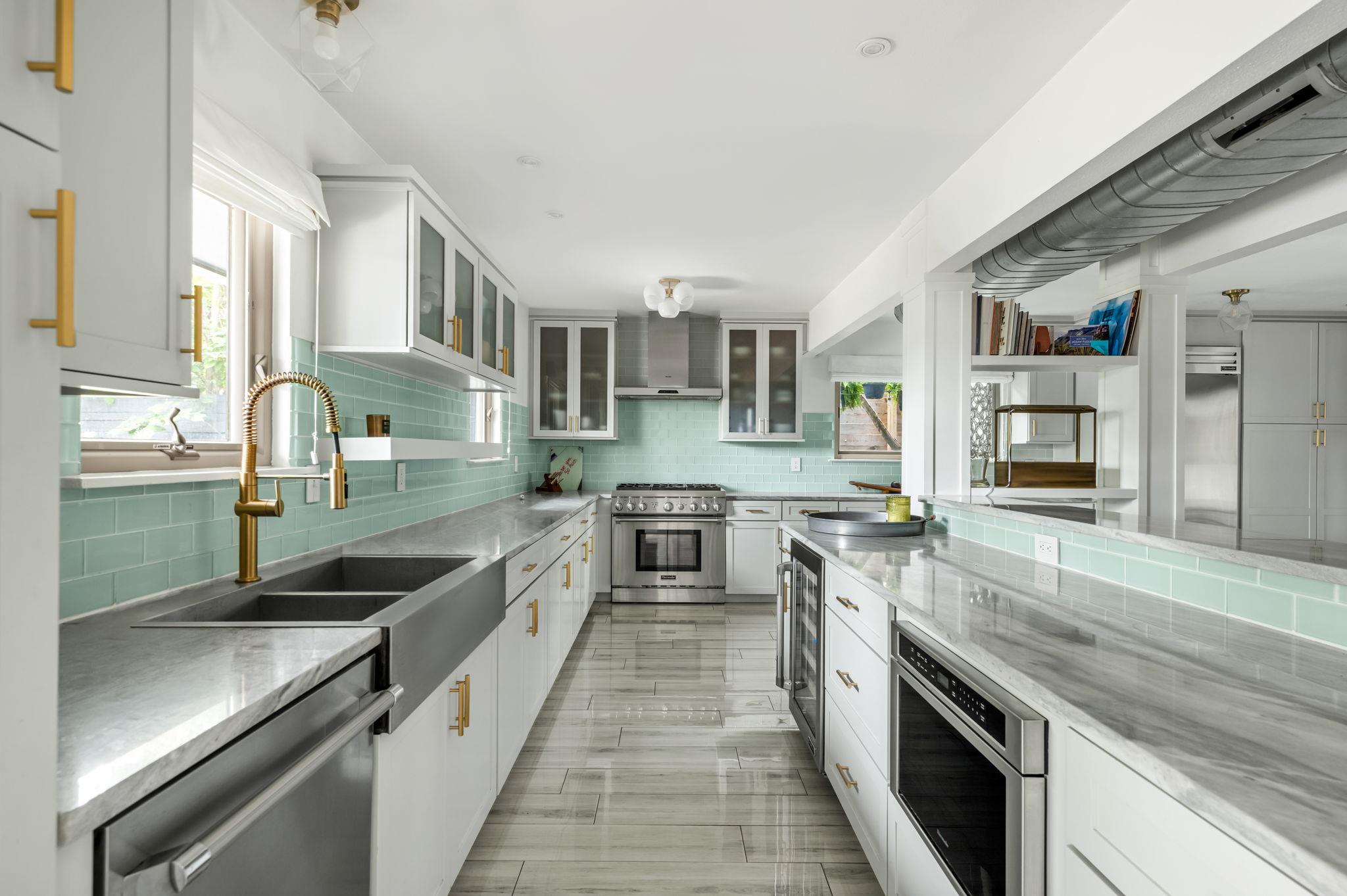 123 Havana St, Austin, TX 78704