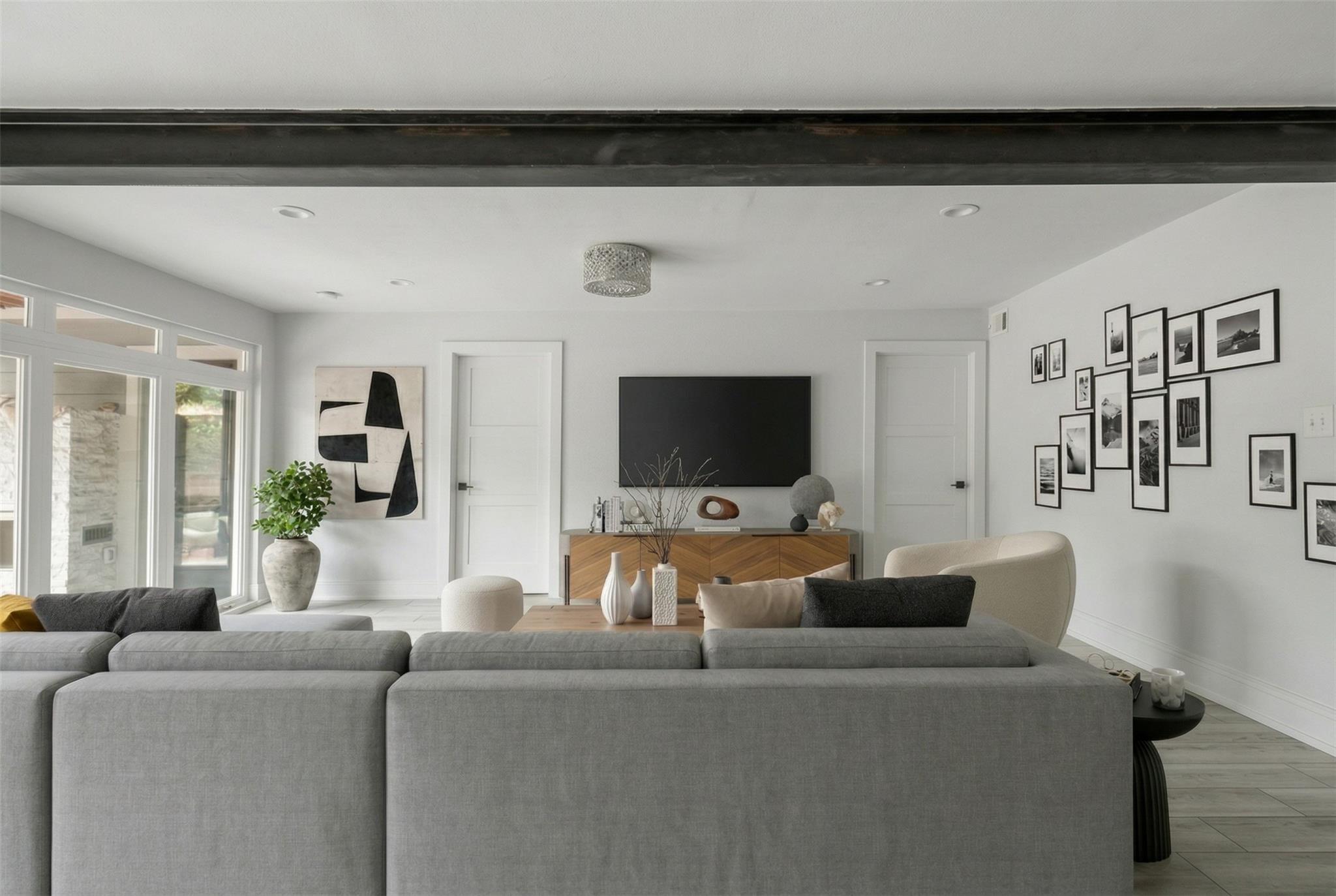 123 Havana St, Austin, TX 78704