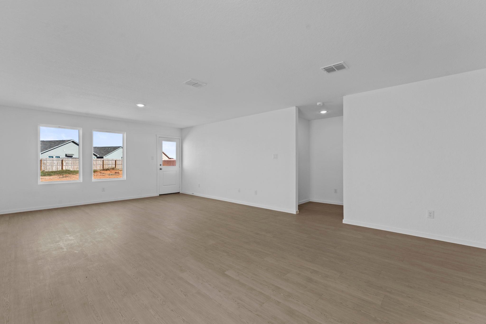 137 Alameda Dr, Fredericksburg, TX 78624