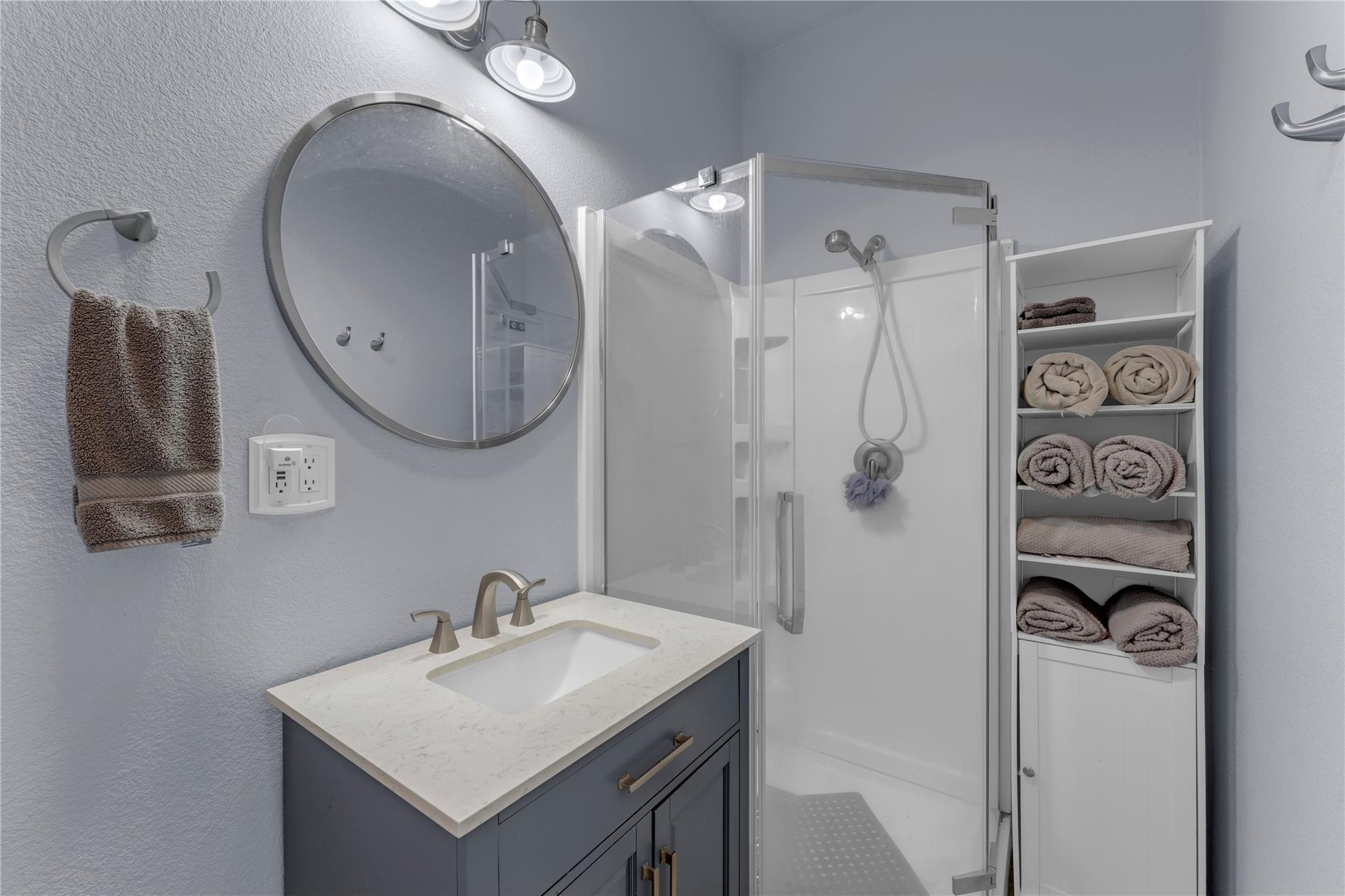 6475 County Road 216, Llano, TX 78643