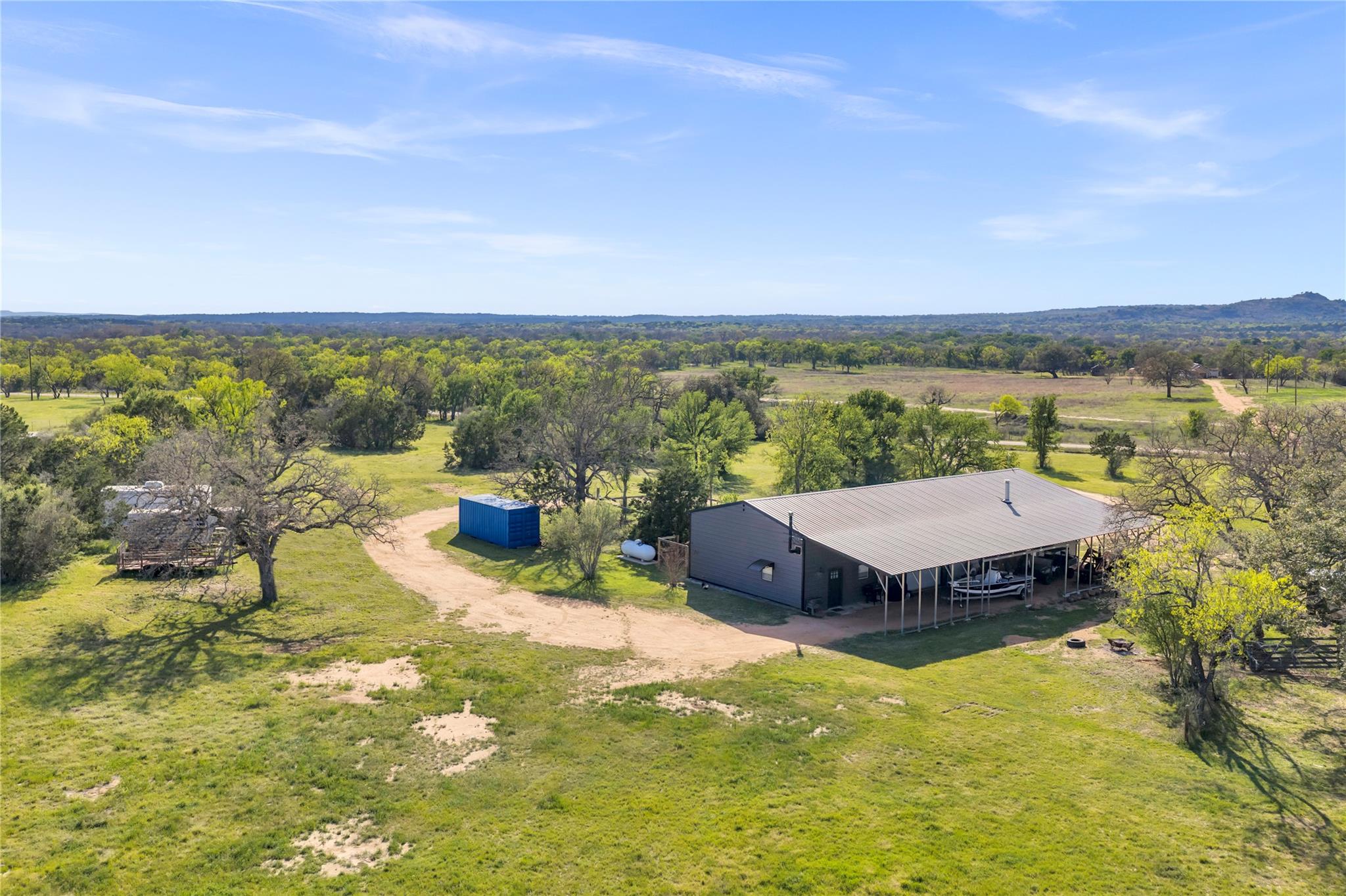 6475 County Road 216, Llano, TX 78643