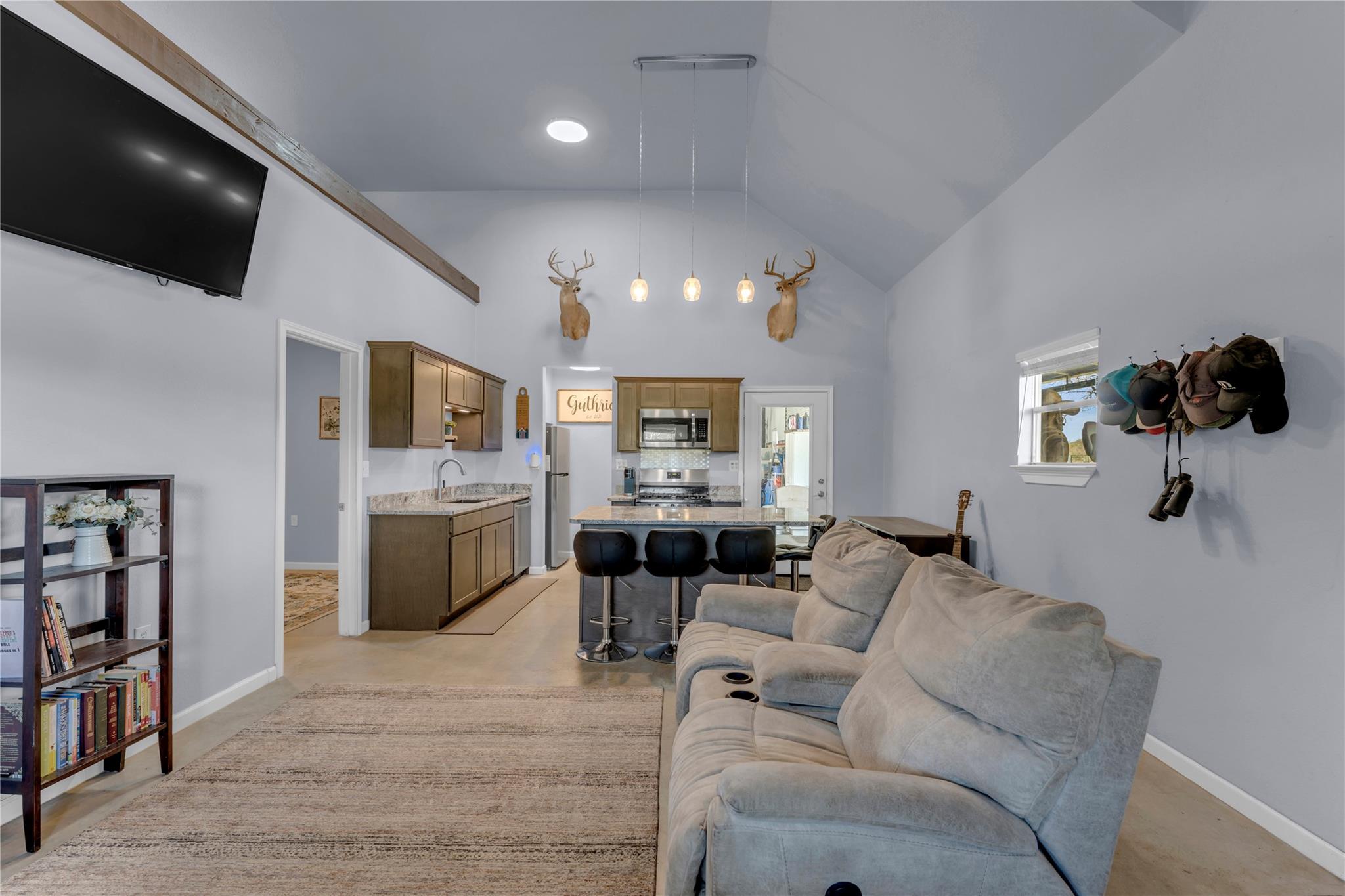 6475 County Road 216, Llano, TX 78643