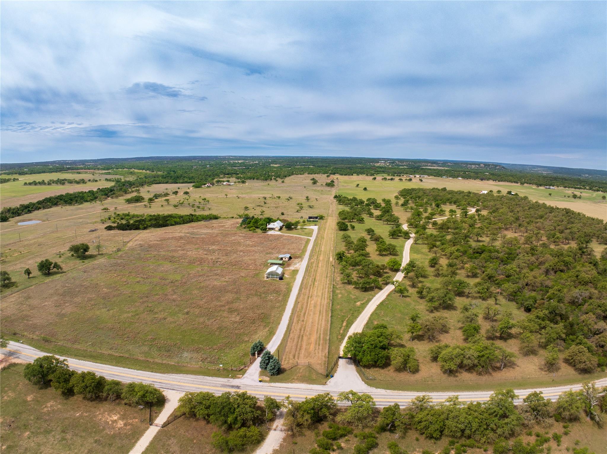12350-125 N Hwy 16 Highway, Fredericksburg, TX 78624