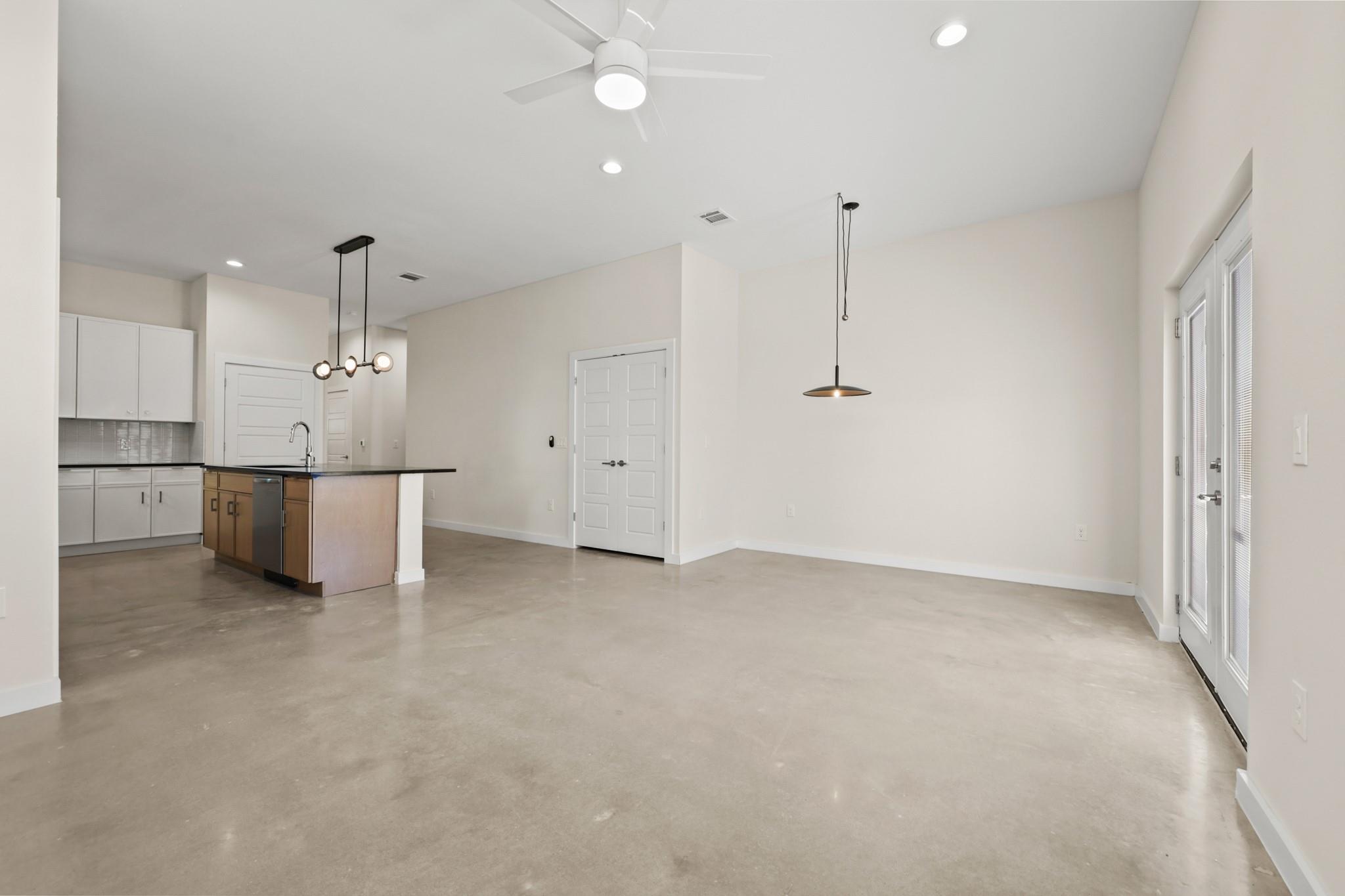 4801 Sara Dr # B, Austin, TX 78721