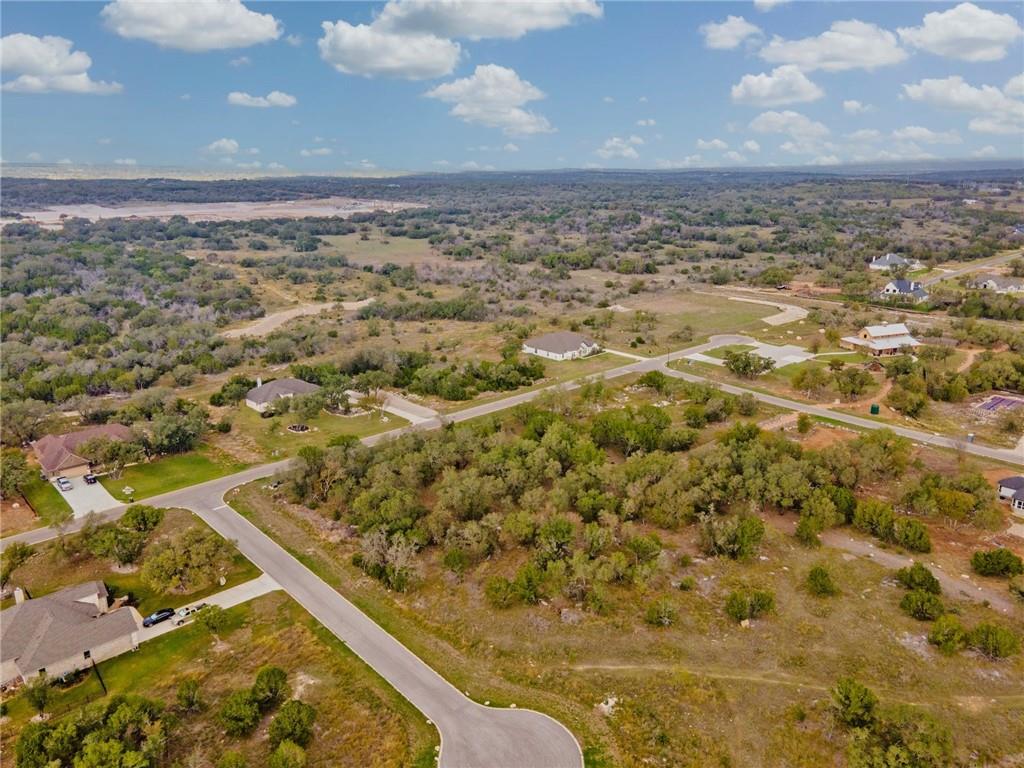 104 Rocky Summit Ct, Spicewood, TX 78669