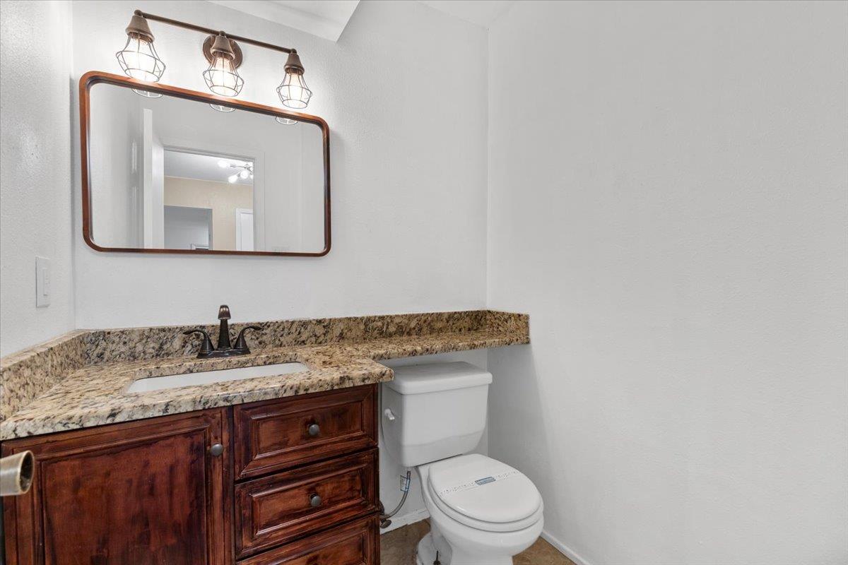 8400 Jamestown Dr # 212, Austin, TX 78758