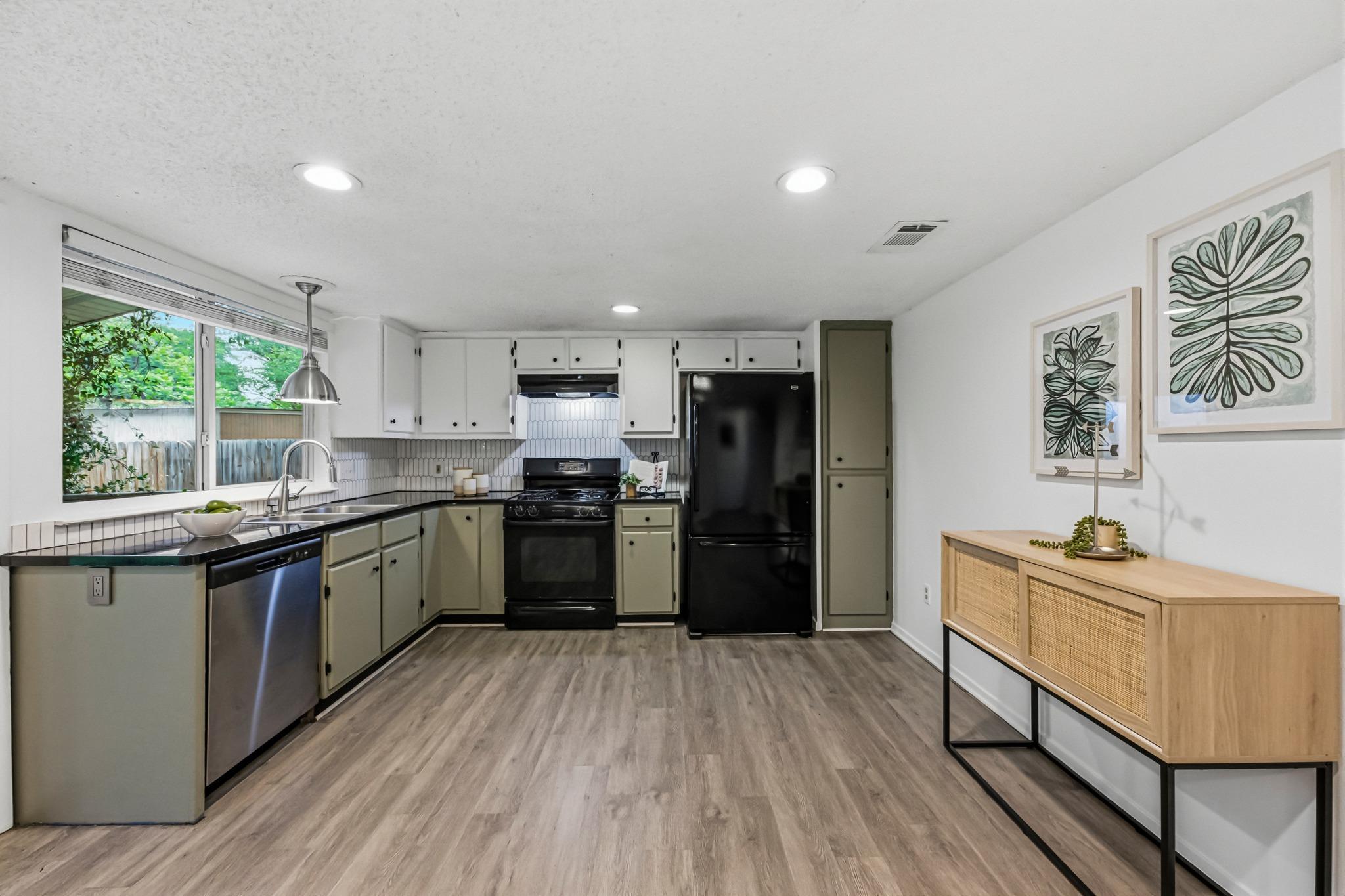 8202 Alcorn Cir, Austin, TX 78748