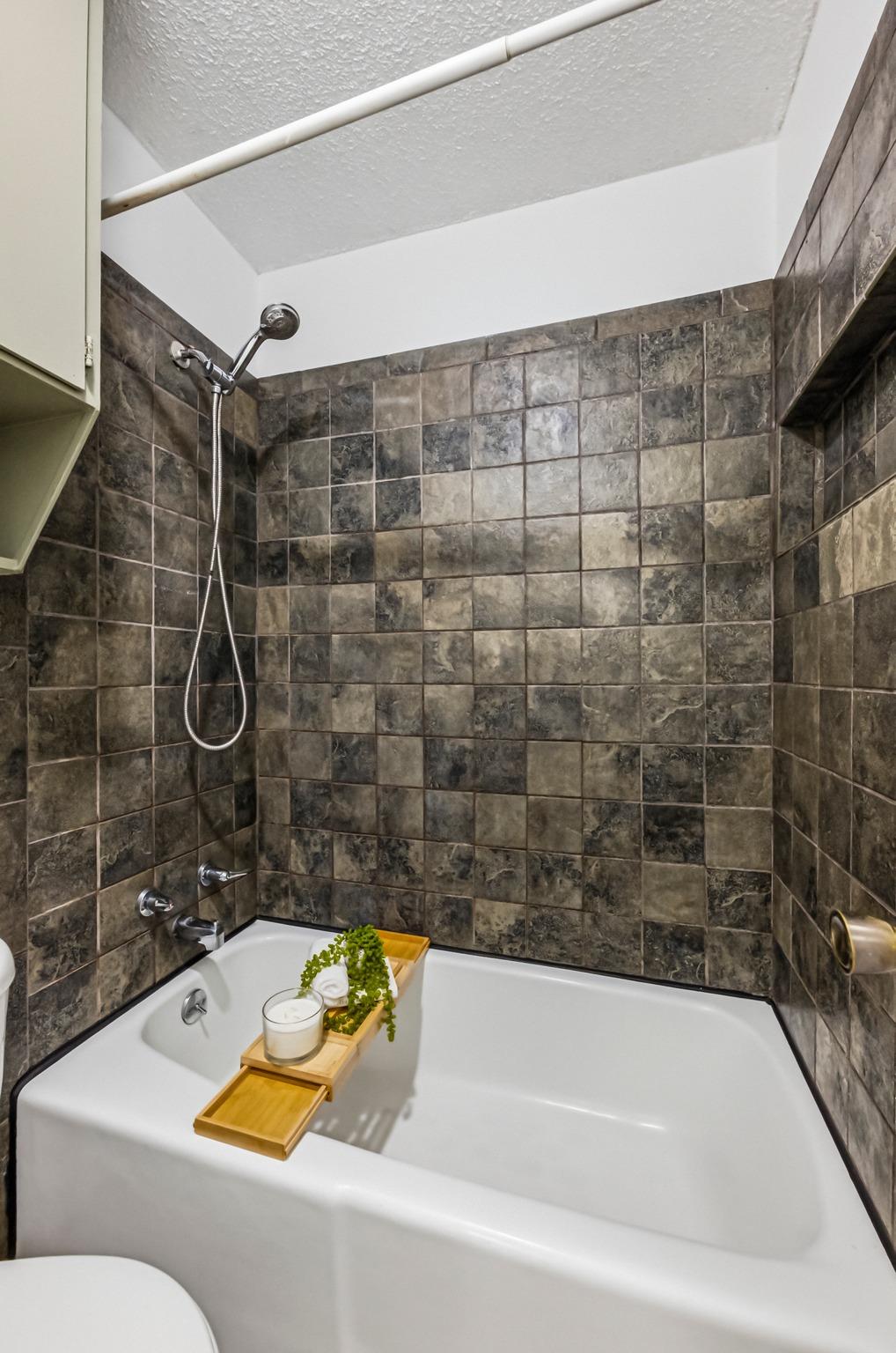 8202 Alcorn Cir, Austin, TX 78748