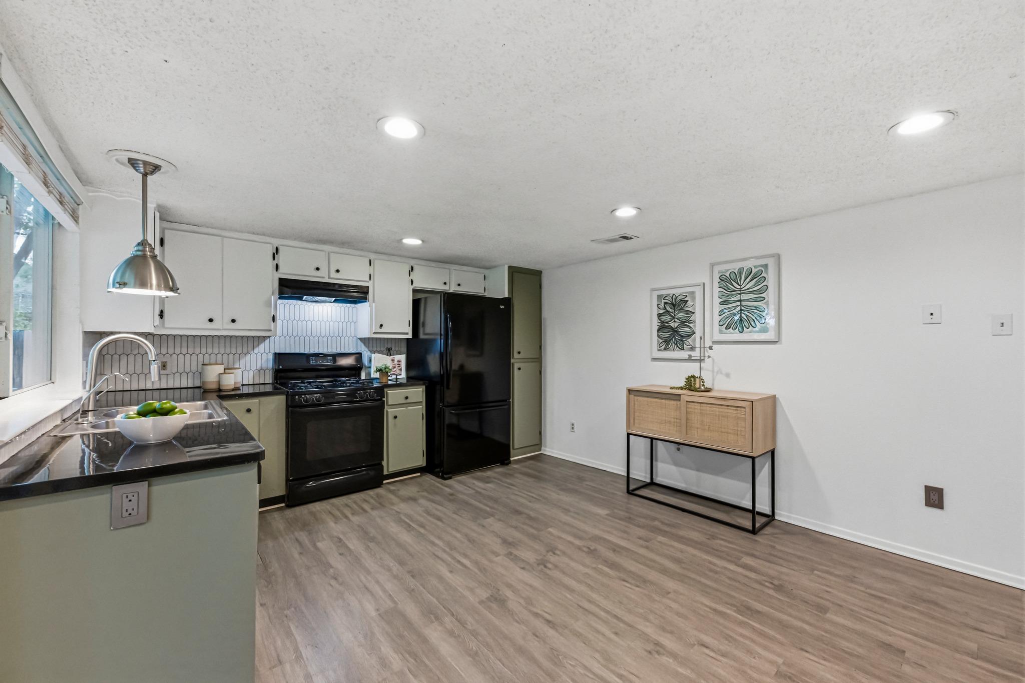 8202 Alcorn Cir, Austin, TX 78748