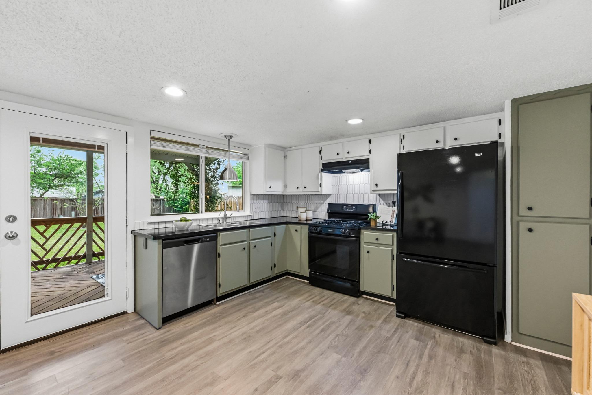 8202 Alcorn Cir, Austin, TX 78748