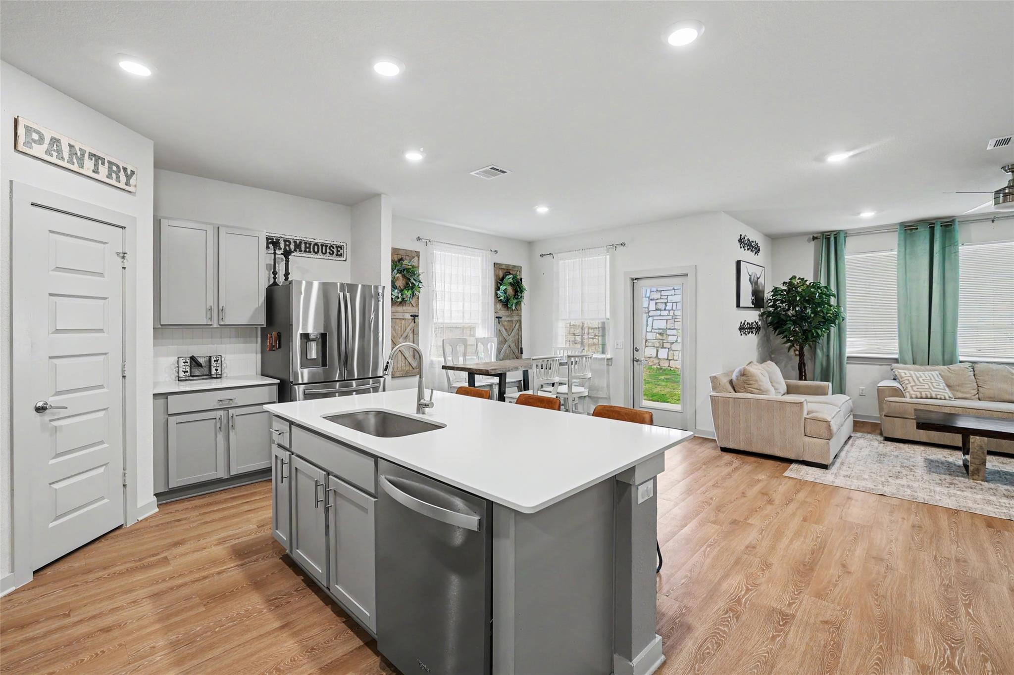 213 Florenz Ln, Georgetown, TX 78628