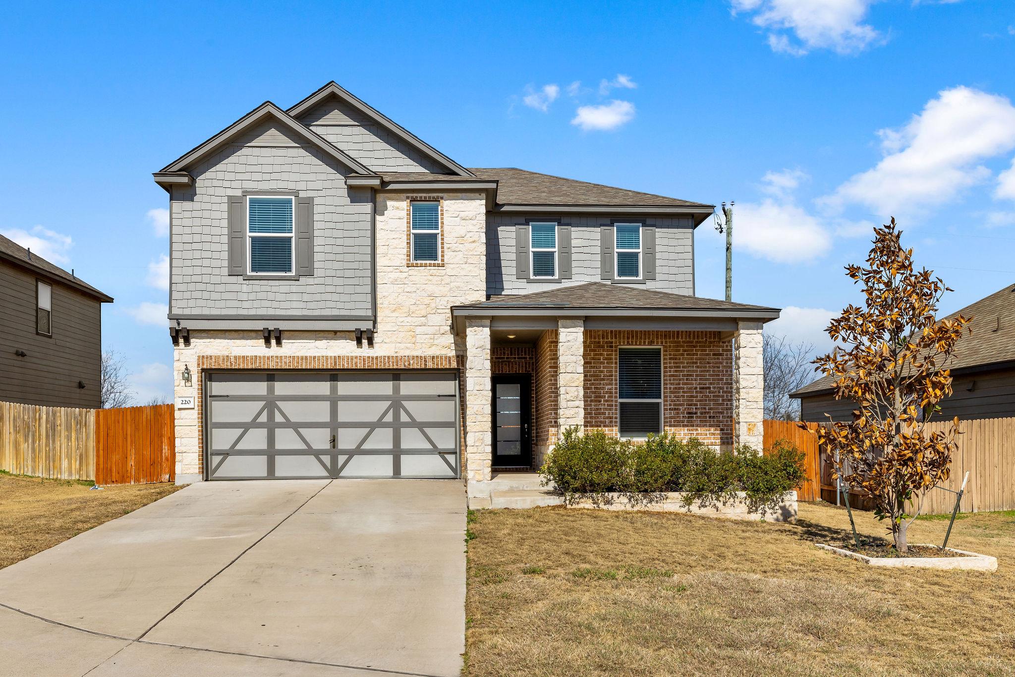 220 Saranac Dr, Elgin, TX 78621