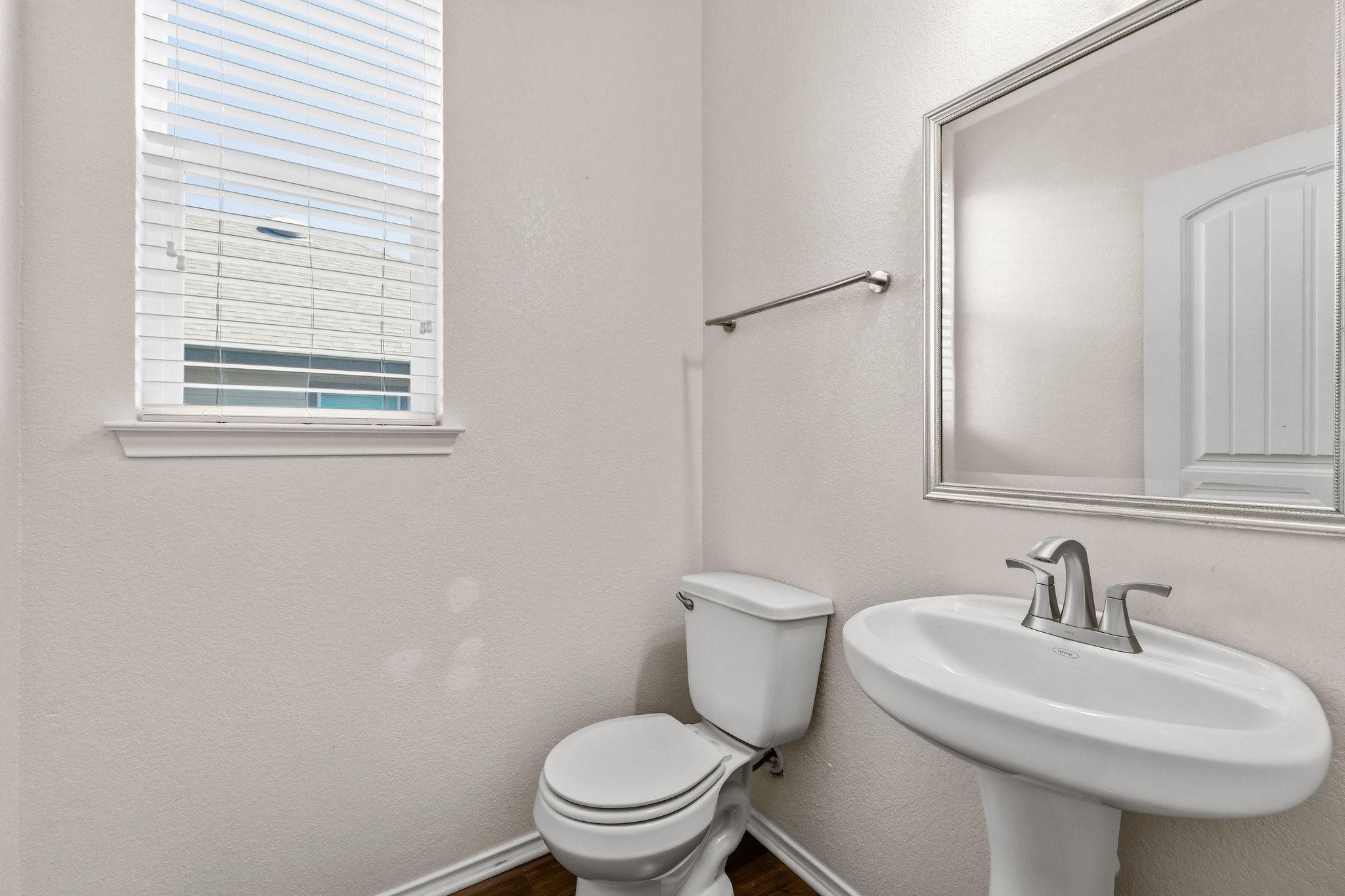 220 Saranac Dr, Elgin, TX 78621