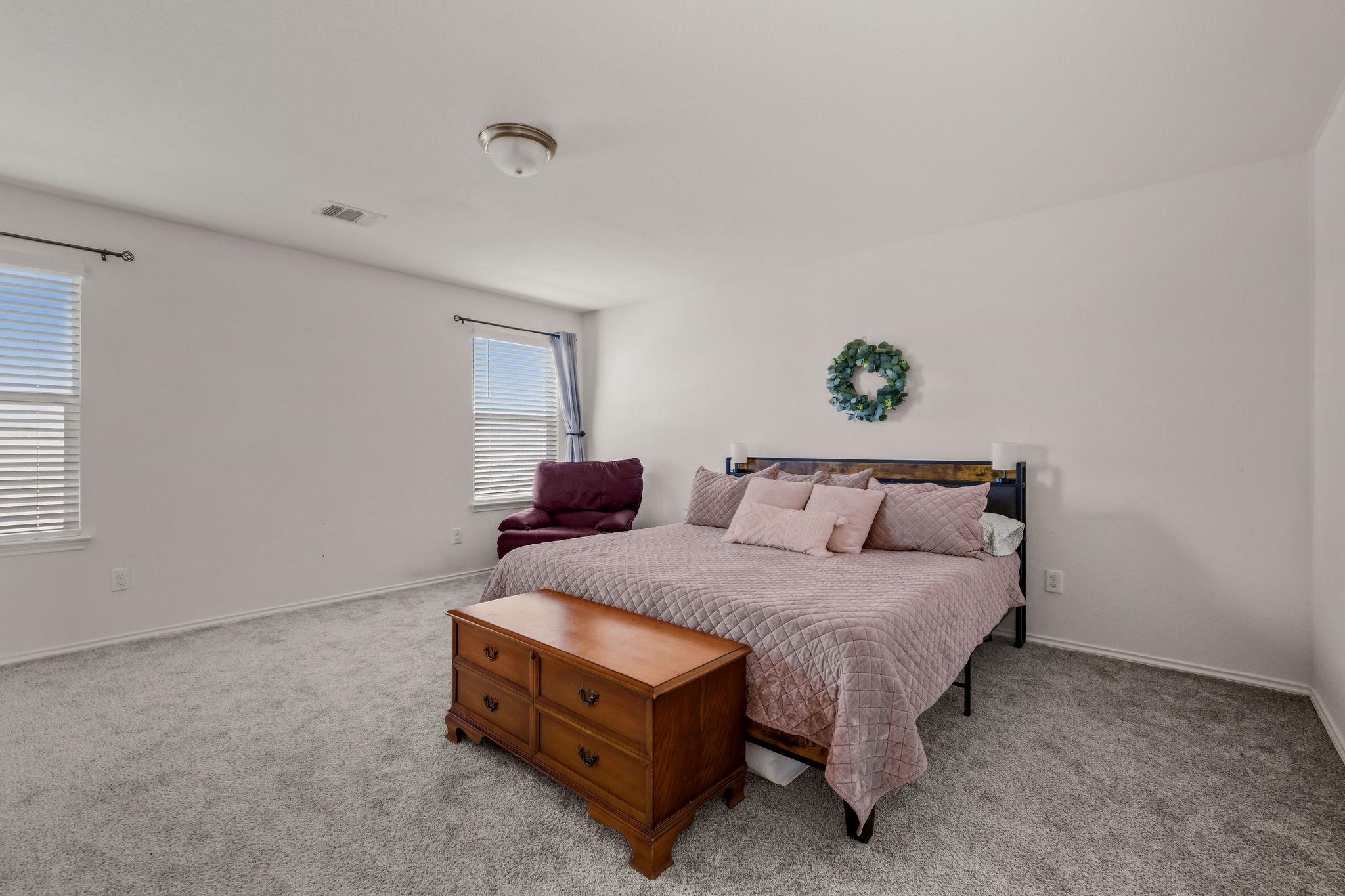 220 Saranac Dr, Elgin, TX 78621