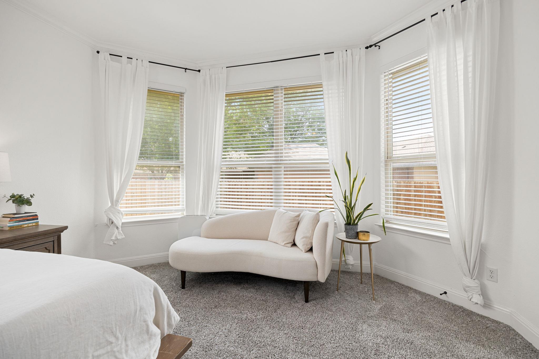 225 Pettigrew Path, Buda, TX 78610