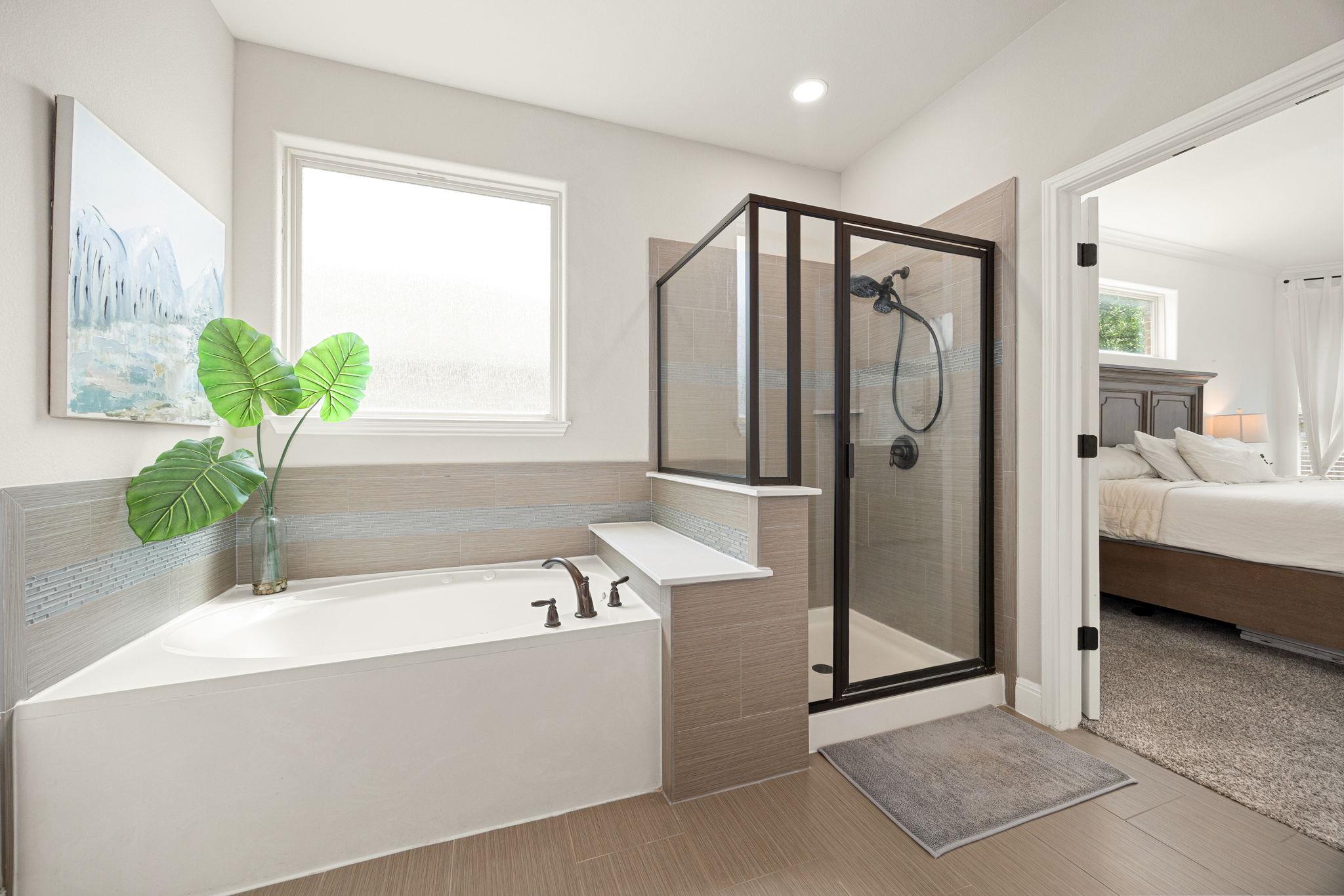 225 Pettigrew Path, Buda, TX 78610