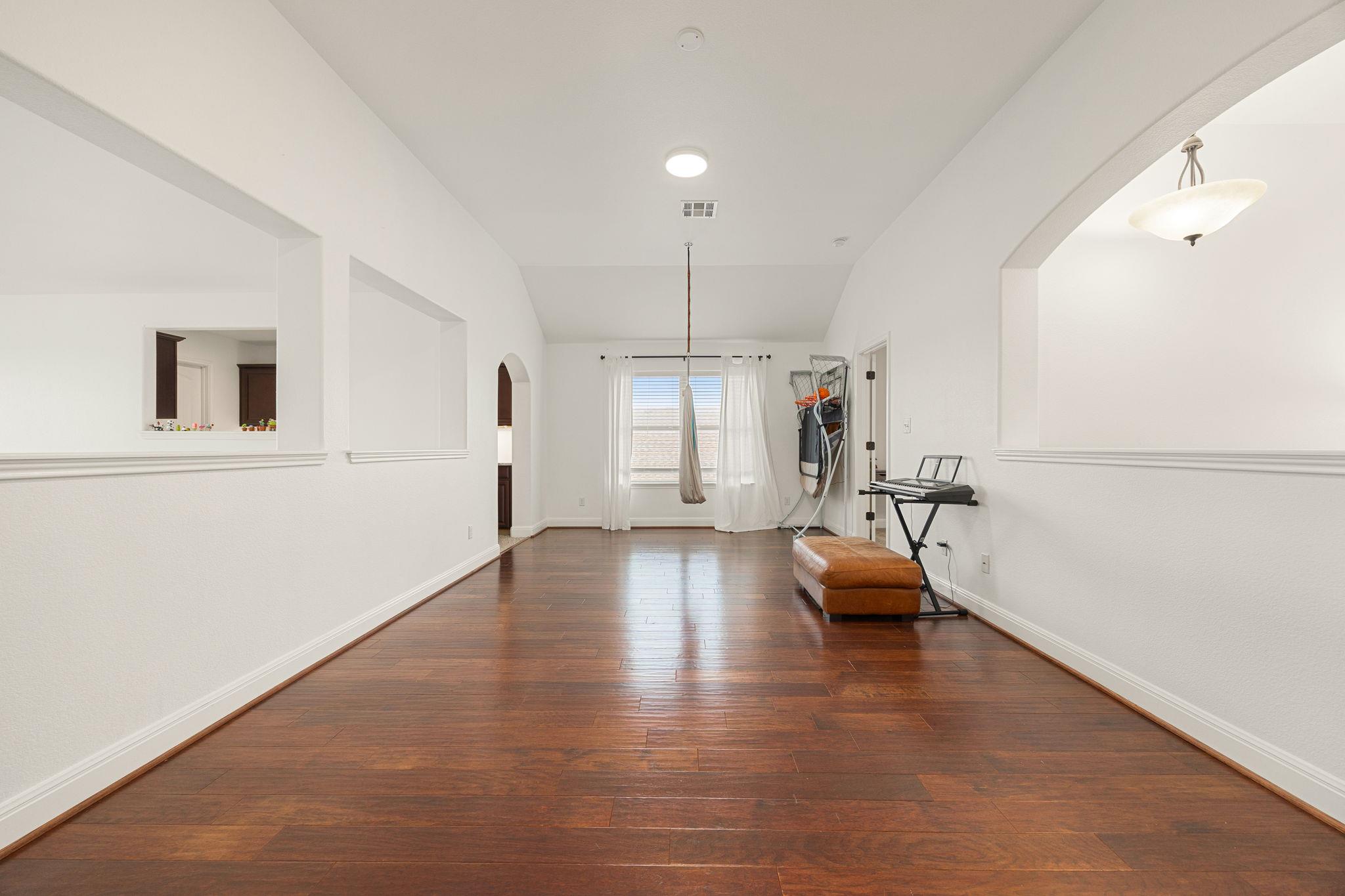 225 Pettigrew Path, Buda, TX 78610