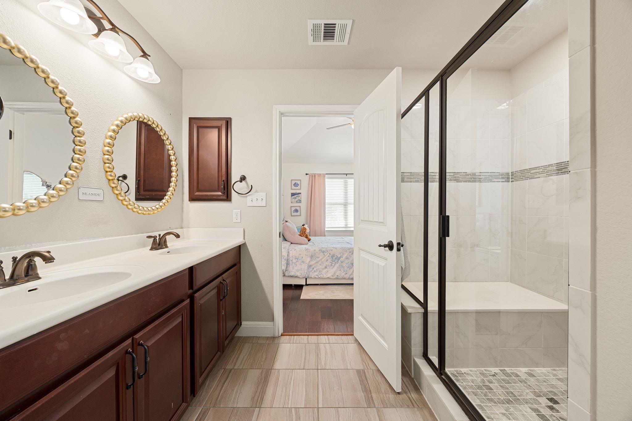 225 Pettigrew Path, Buda, TX 78610